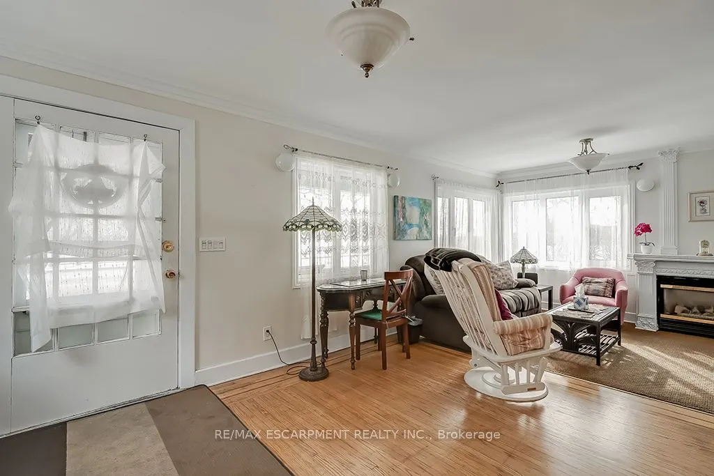 1415 Lakeshore Road
