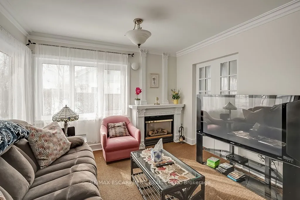 1415 Lakeshore Road