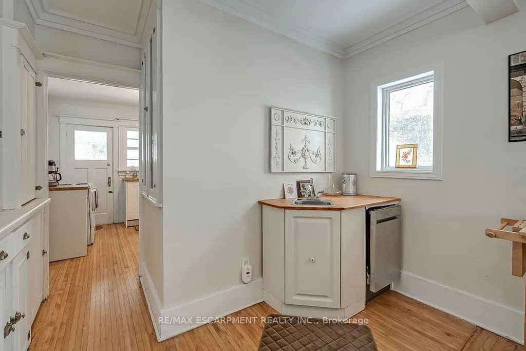 1415 Lakeshore Road