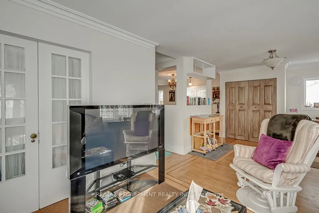 1415 Lakeshore Road