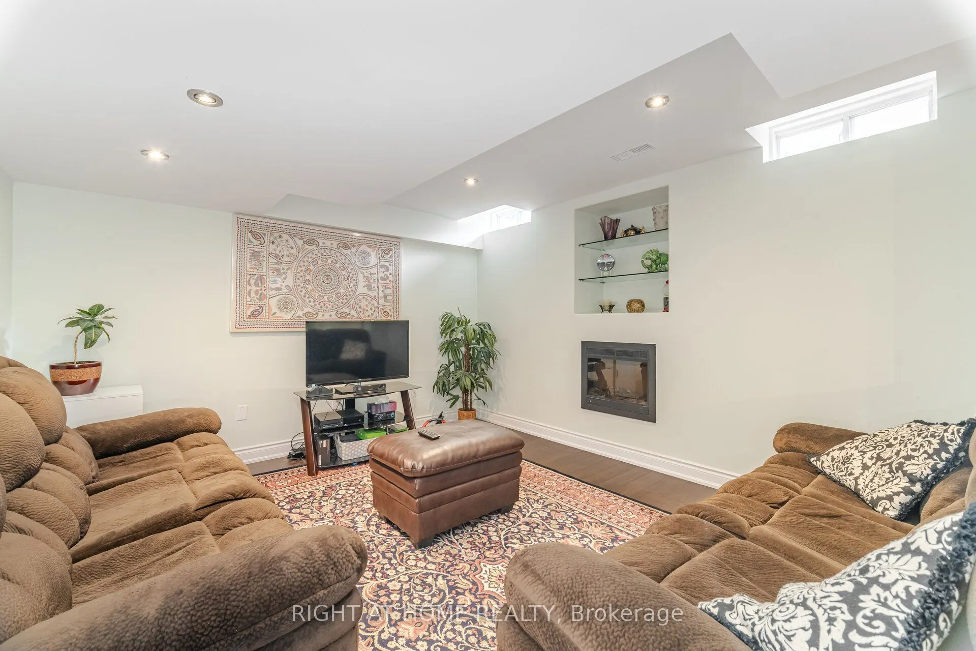 5467 Blue Spruce Avenue