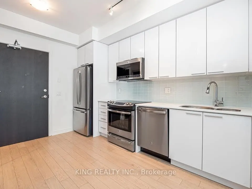 10 Park Lawn Road, #2806