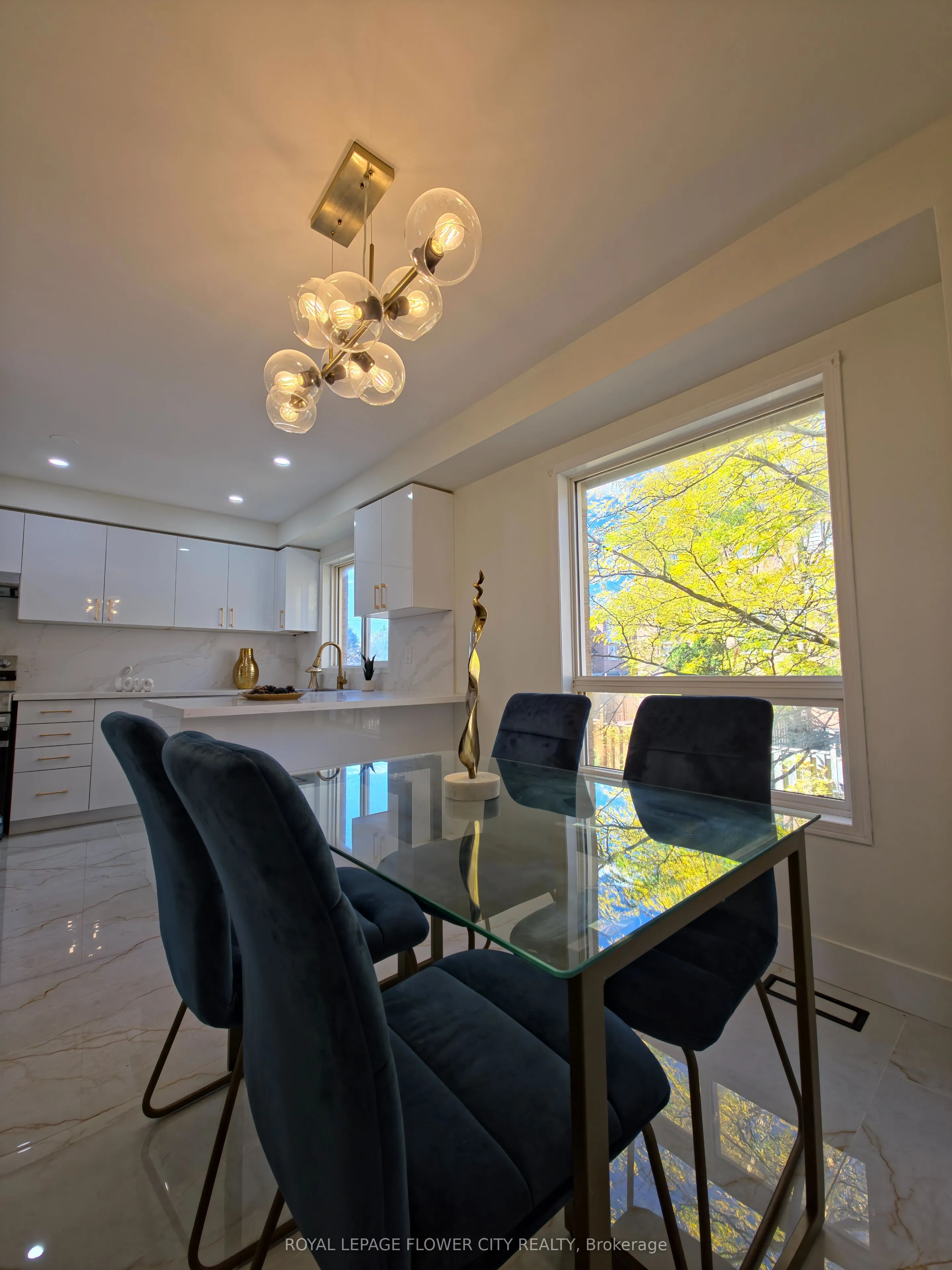 65 Brickyard Way, #35
