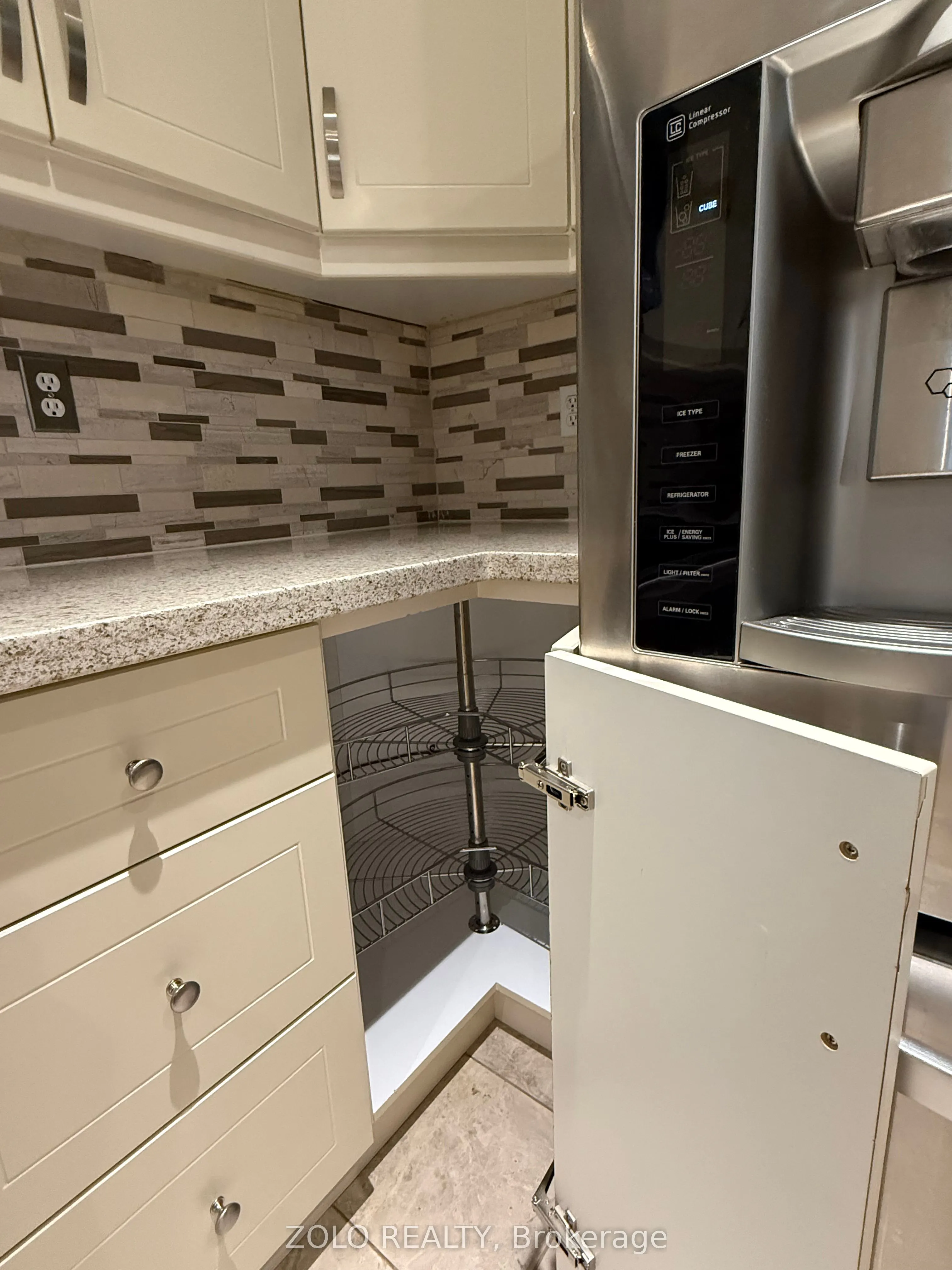 5659 Glen Erin Drive, #71