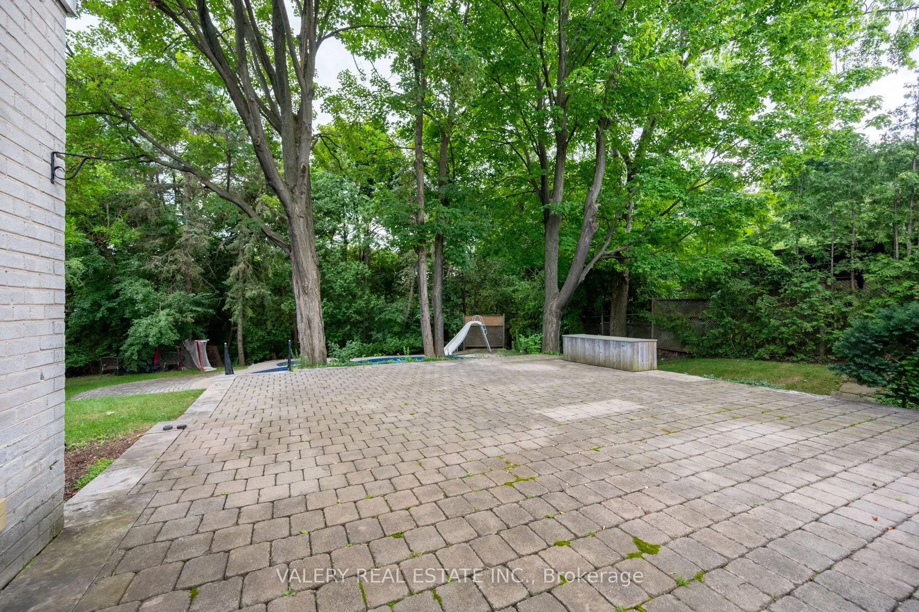 29 Hartfield Road