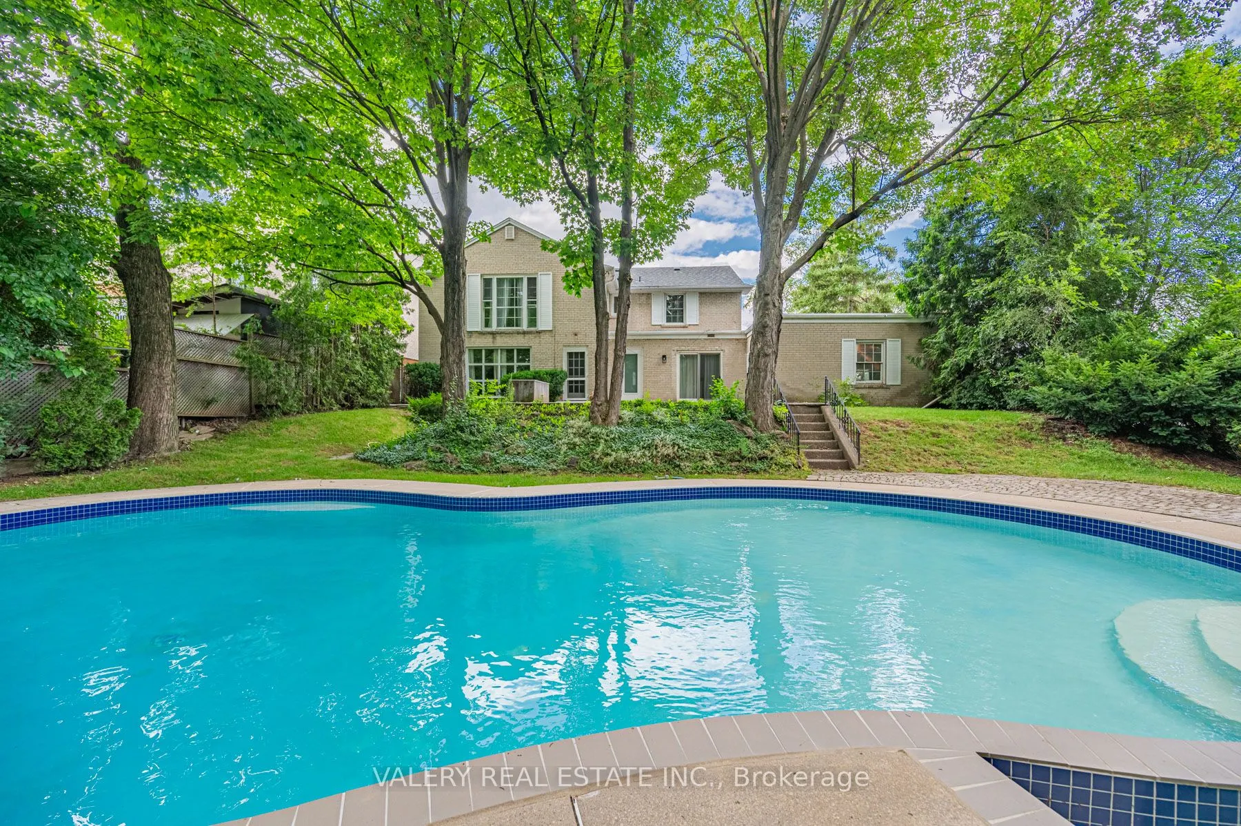 29 Hartfield Road