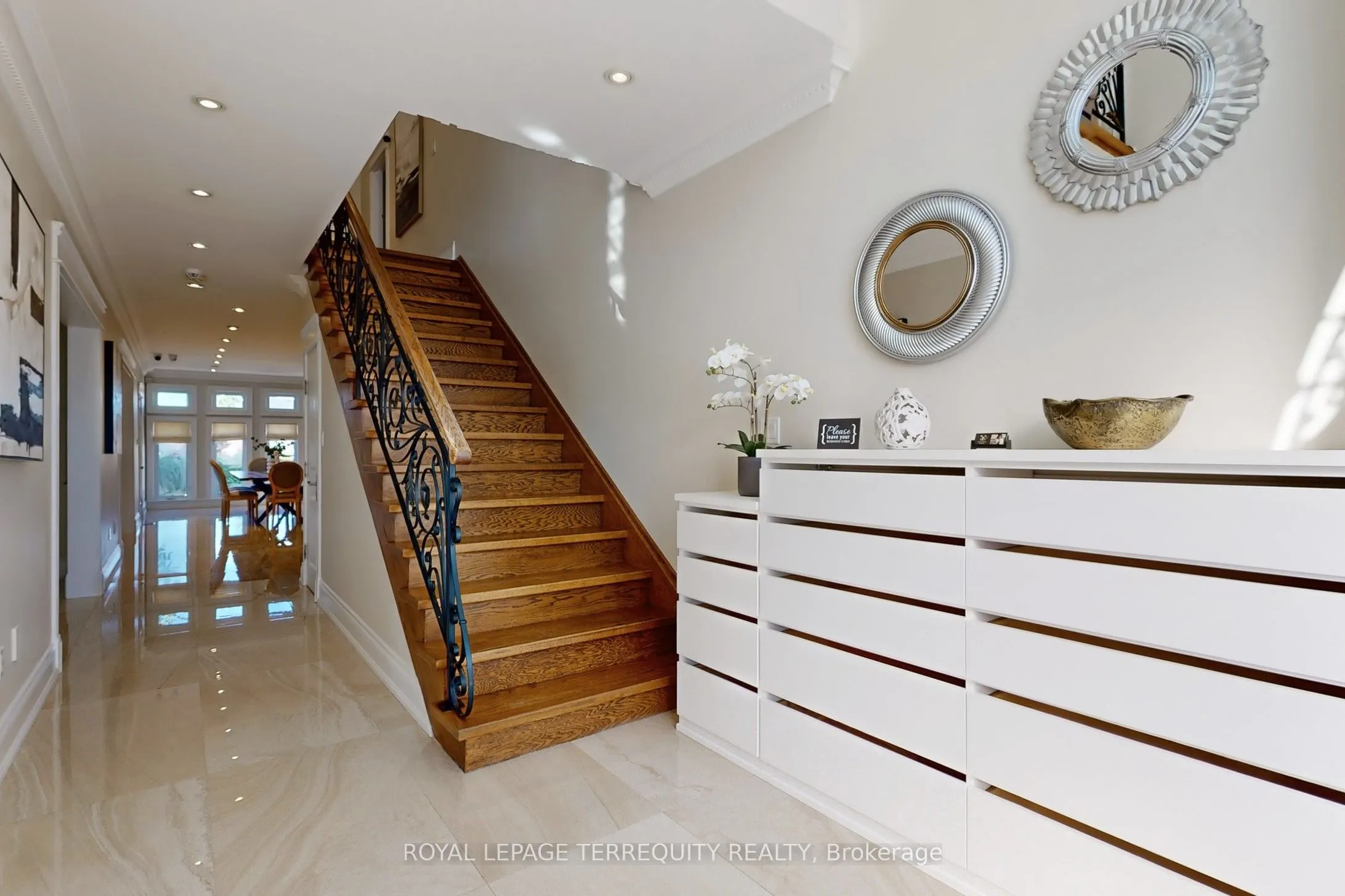 12 Highland Hill