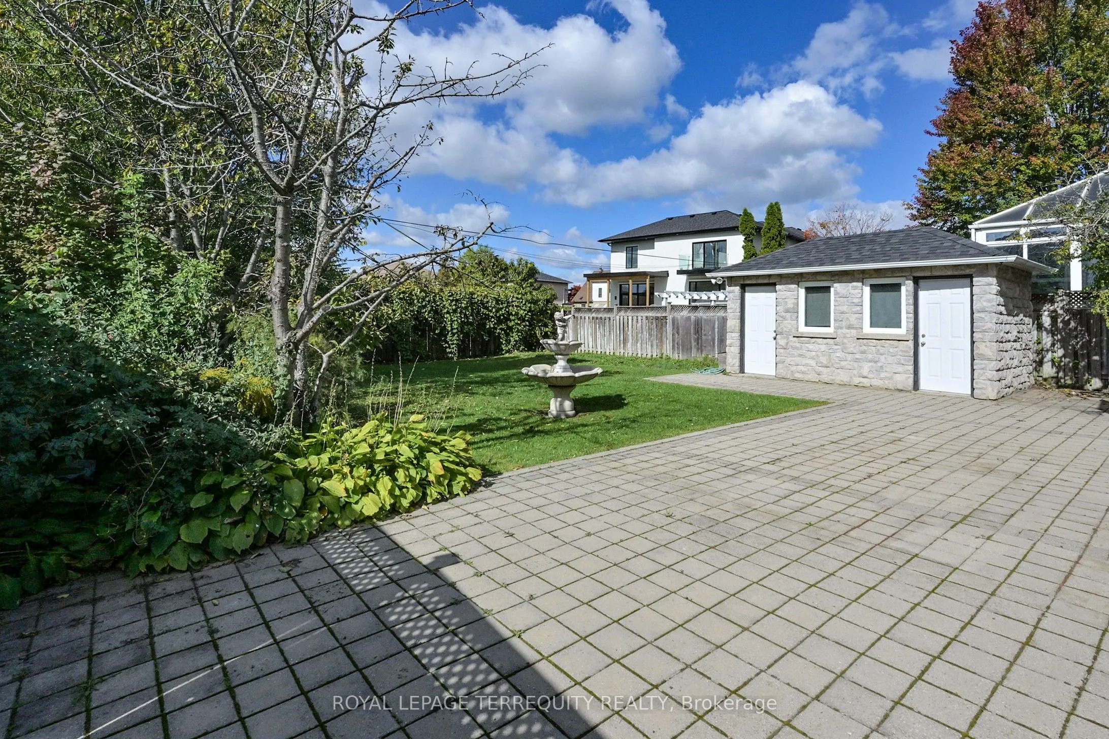12 Highland Hill