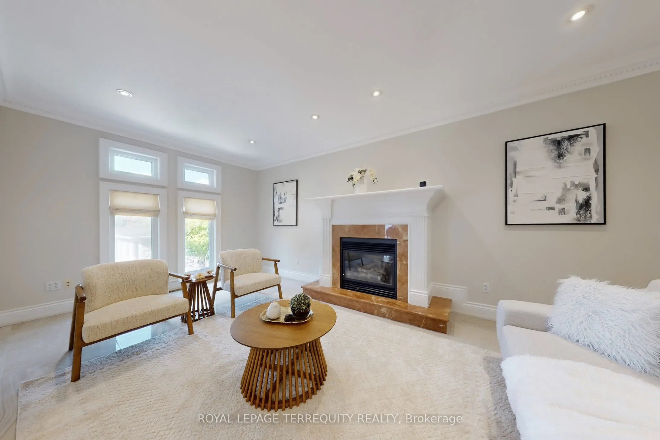 12 Highland Hill