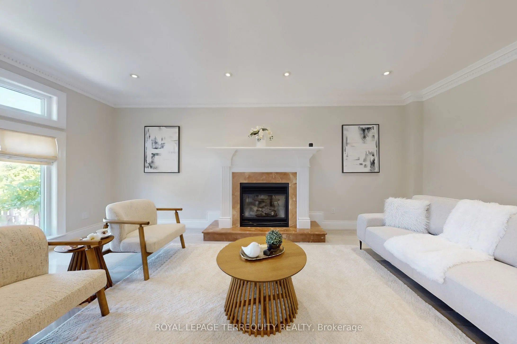 12 Highland Hill