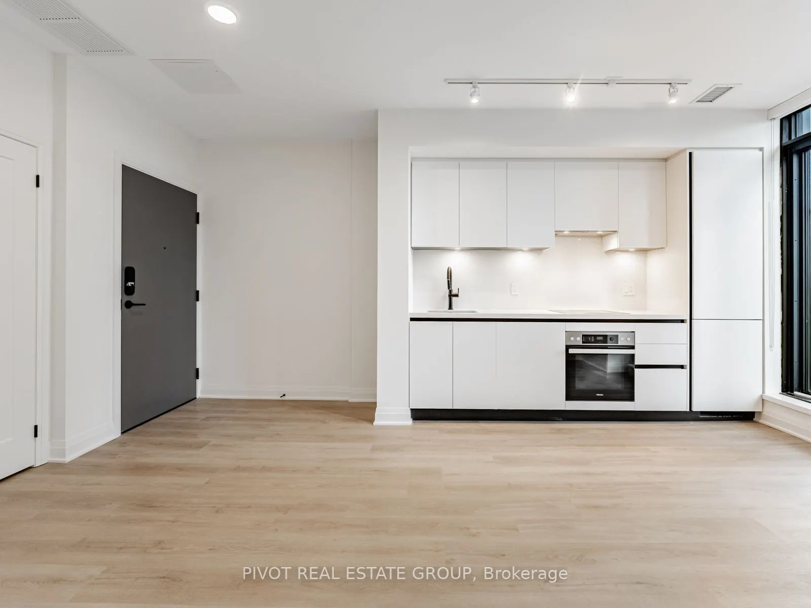 4023 The Exchange, #604