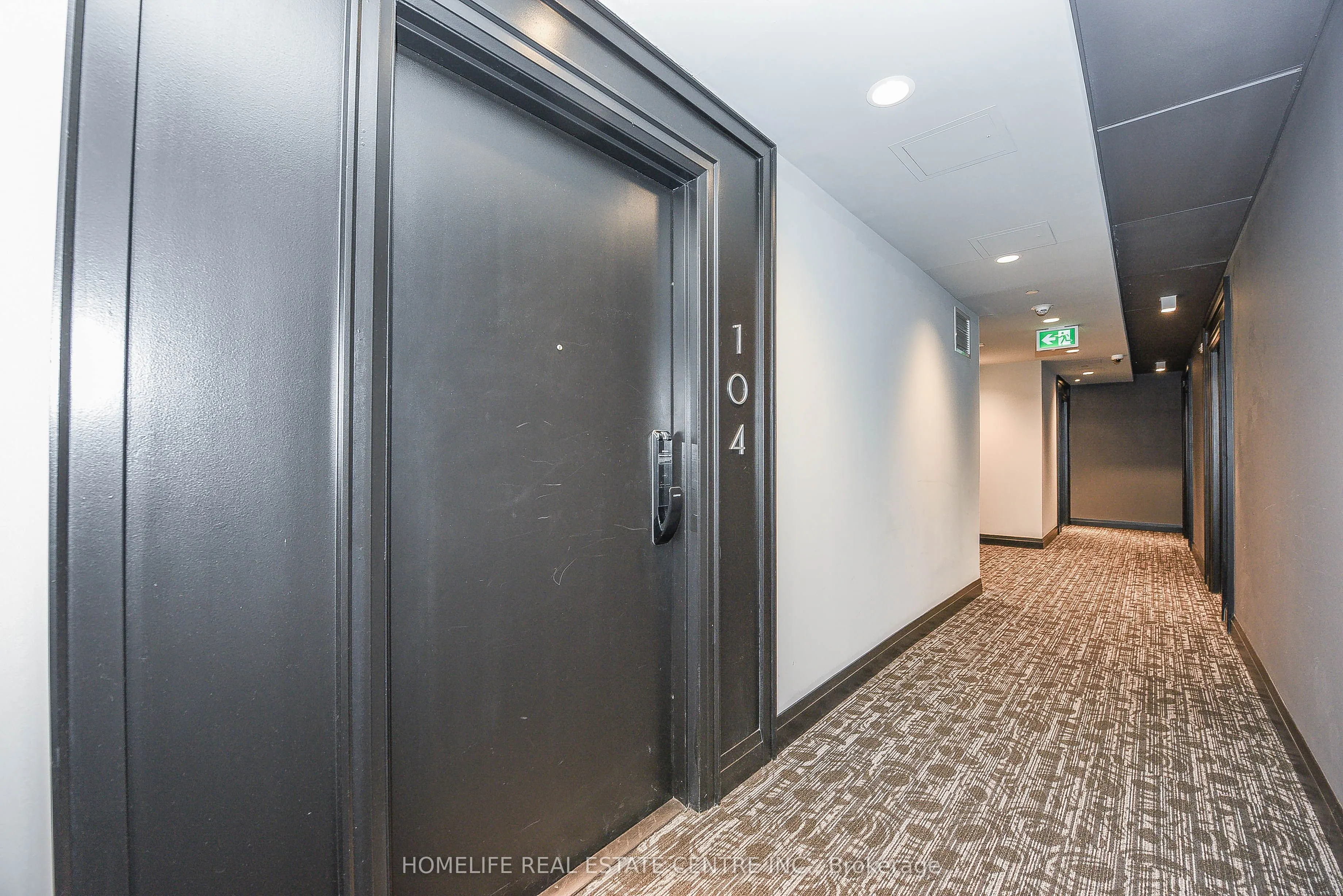 95 Dundas Street, #104
