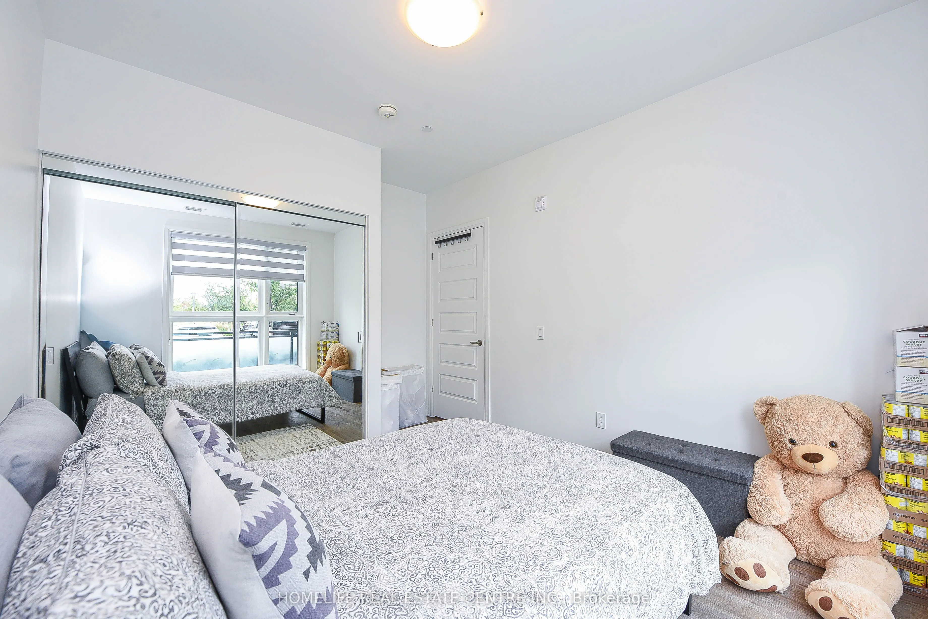 95 Dundas Street, #104