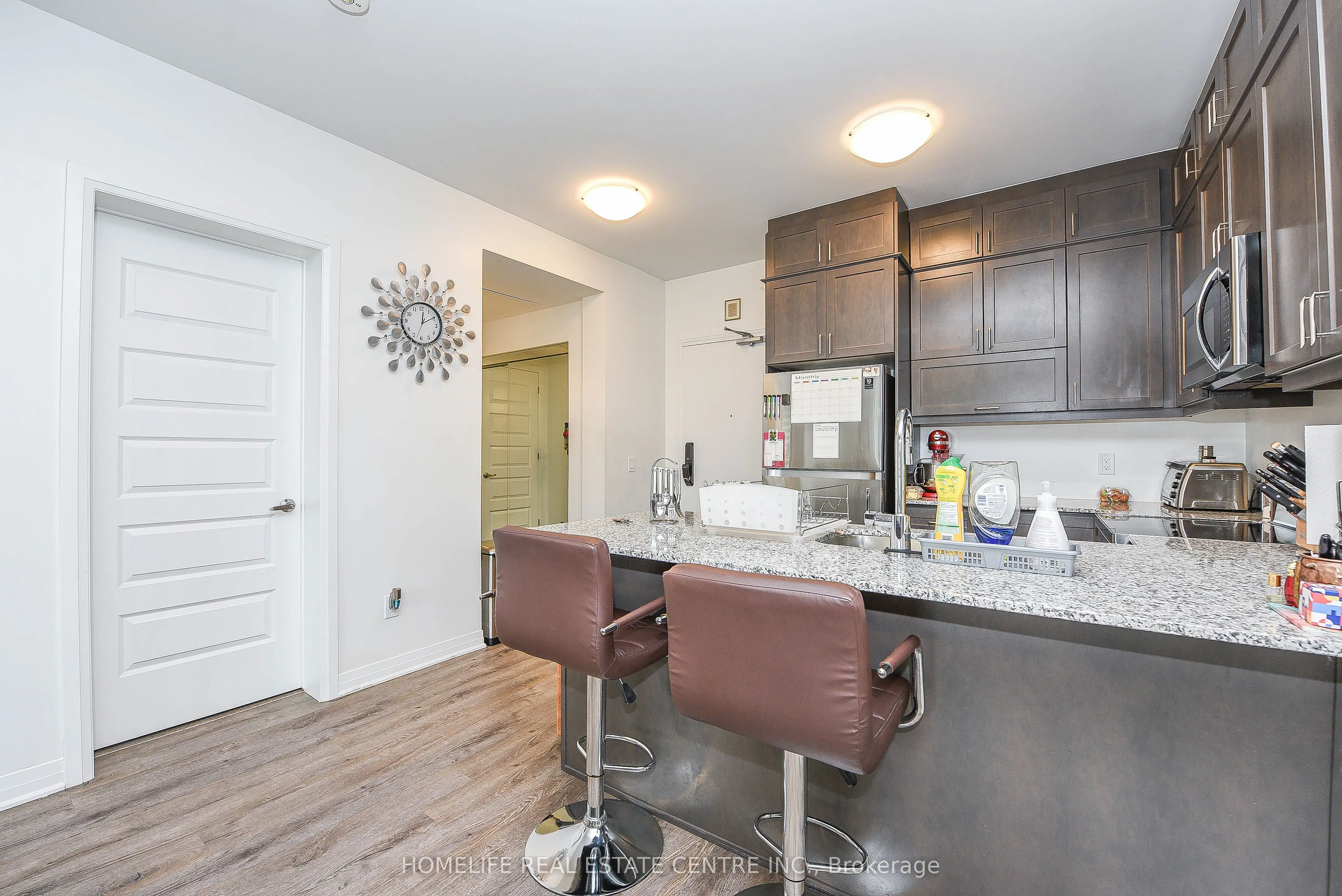 95 Dundas Street, #104