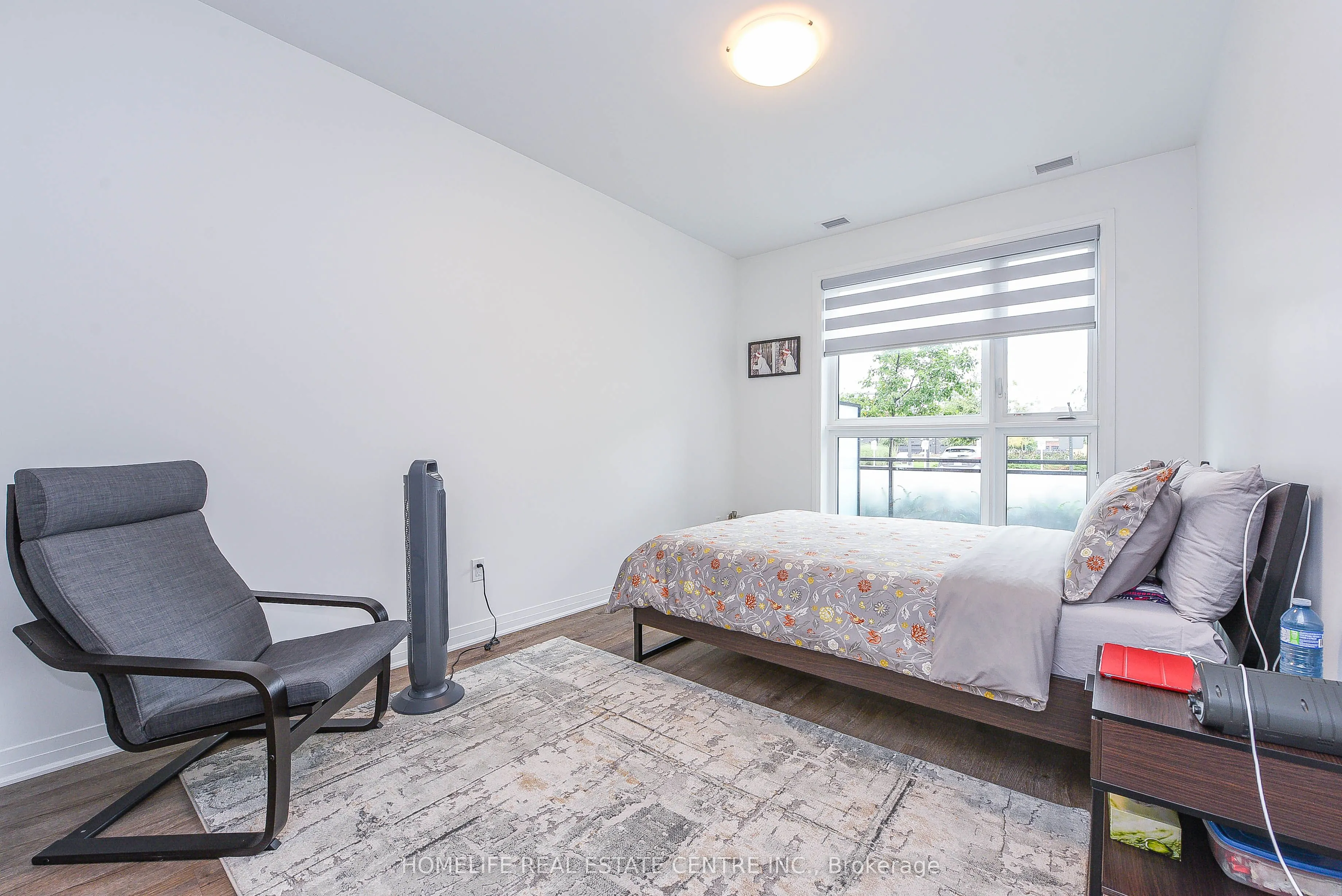 95 Dundas Street, #104