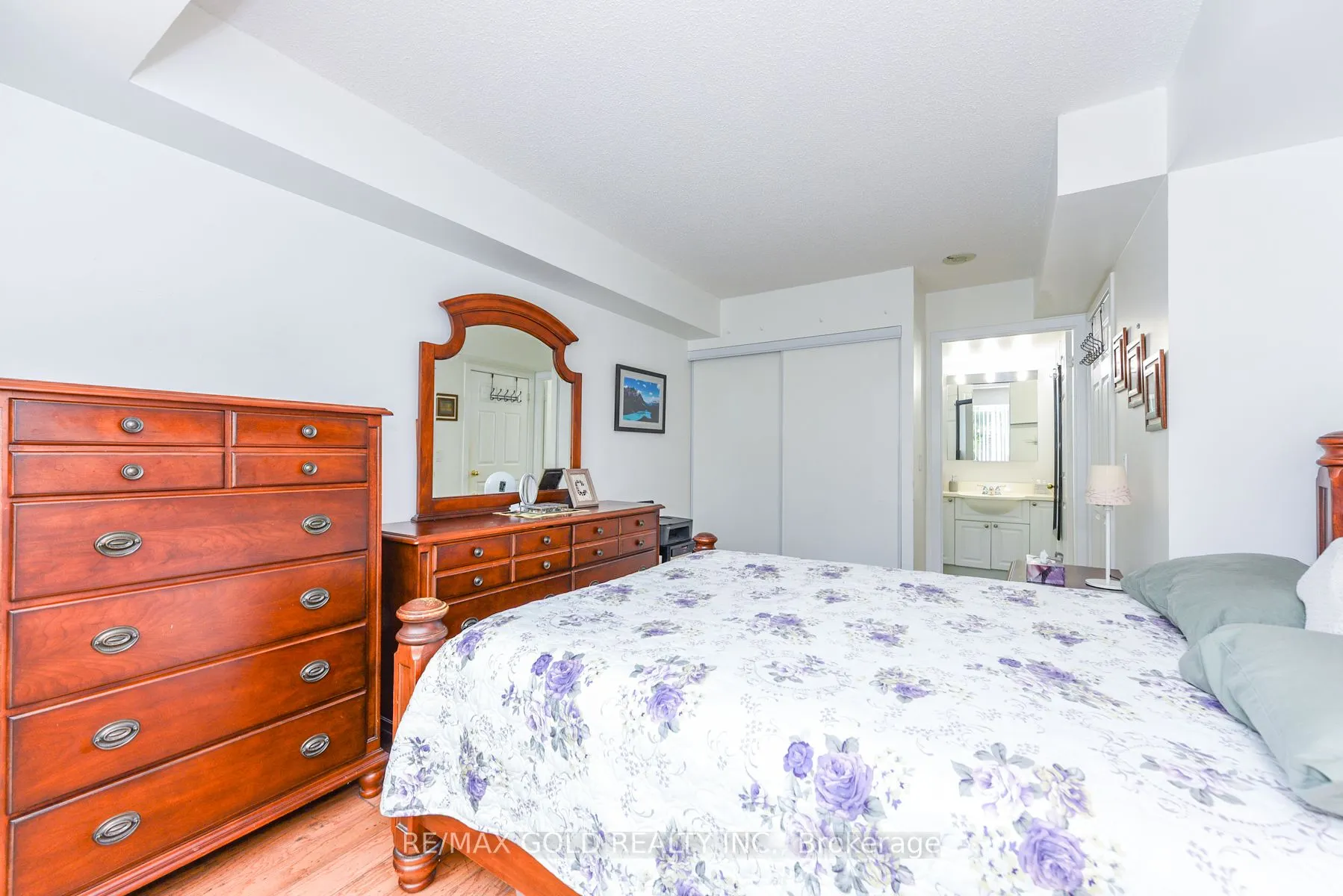 17 Michael Power Place, #211