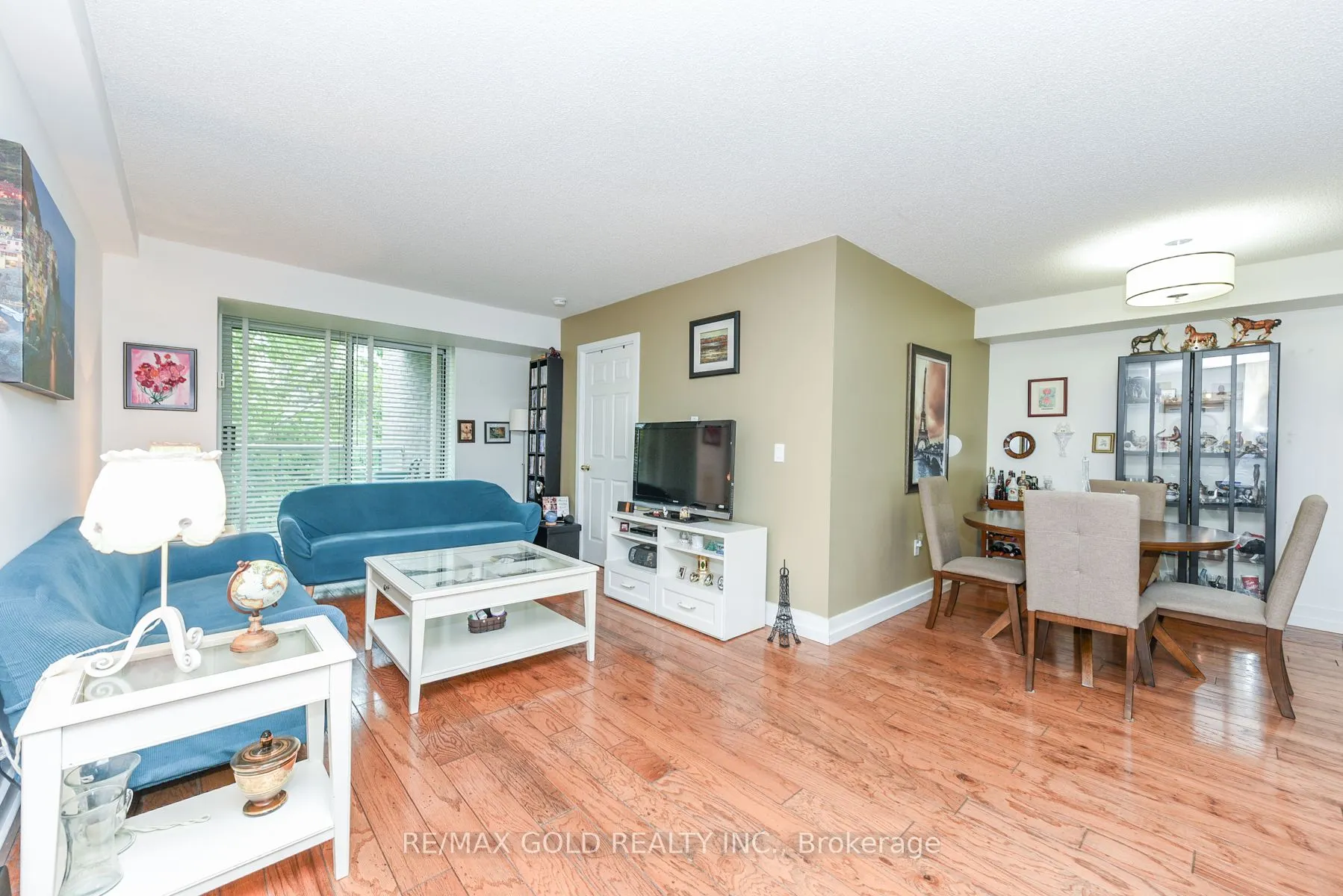 17 Michael Power Place, #211
