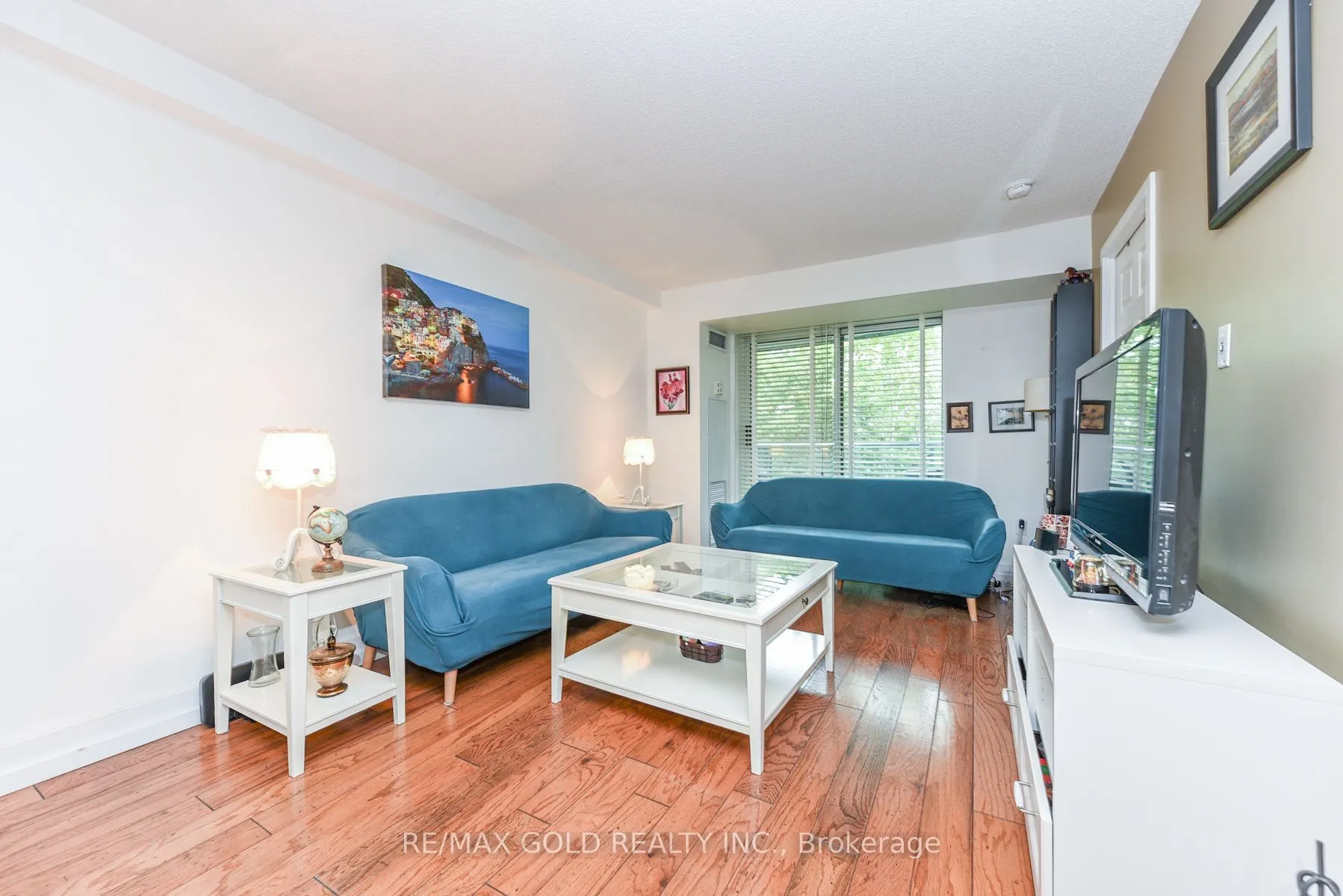 17 Michael Power Place, #211