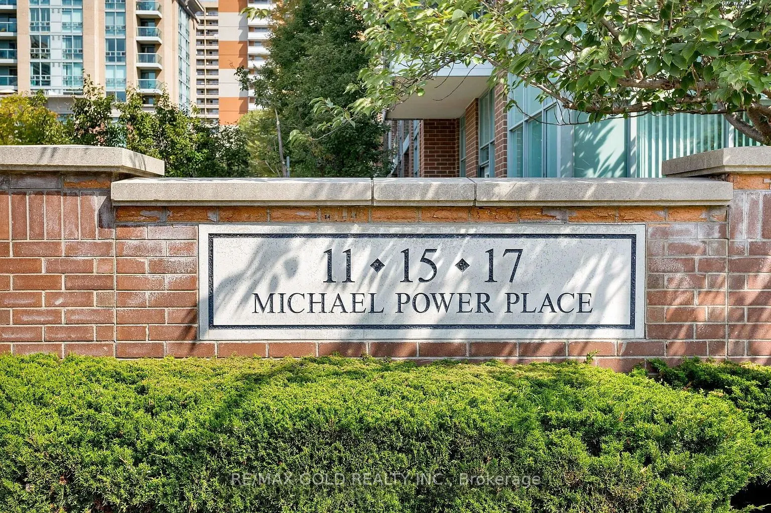 17 Michael Power Place, #211