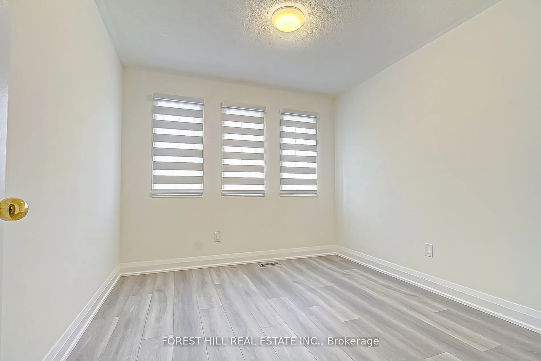 696 Mirage Place