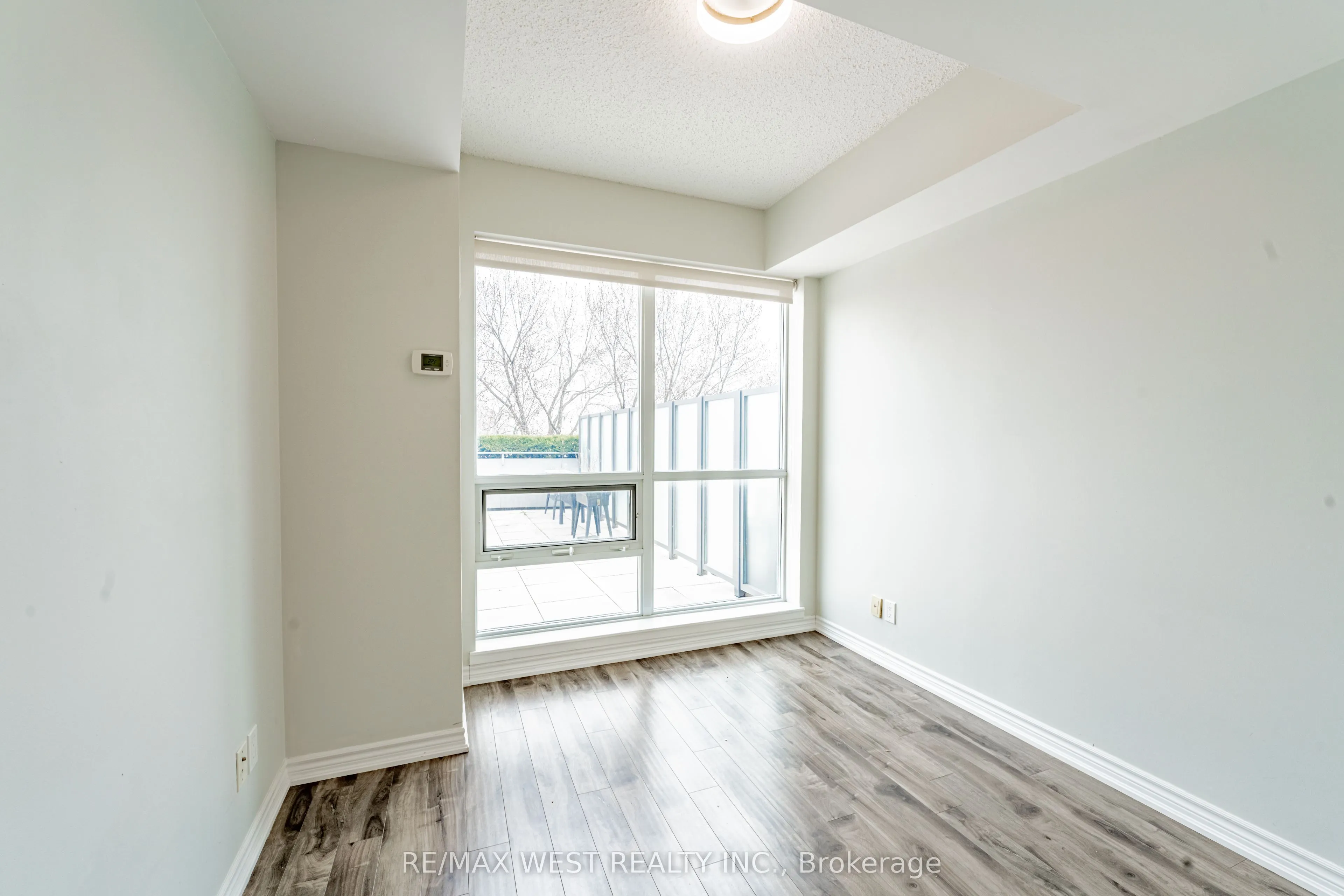 15 James Finlay Way, #625