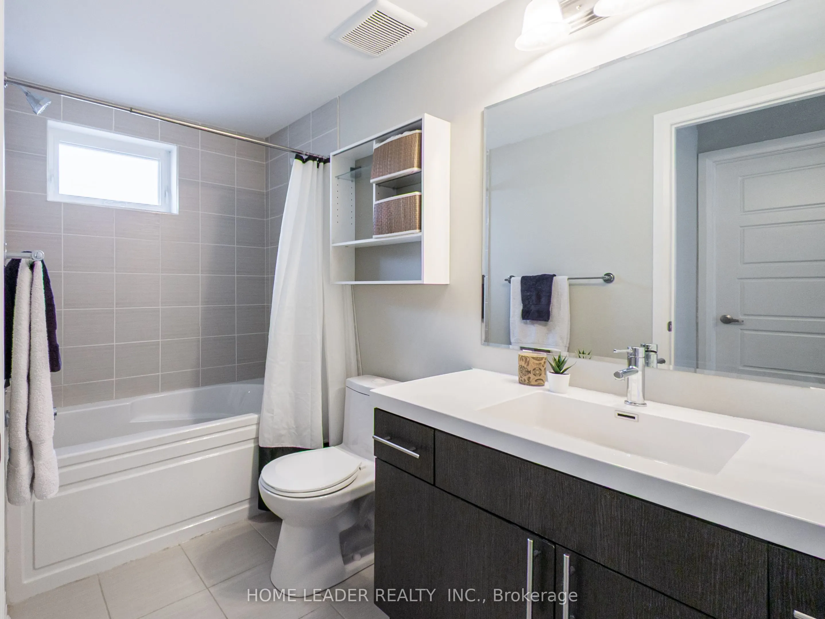243 Downsview Park Boulevard S