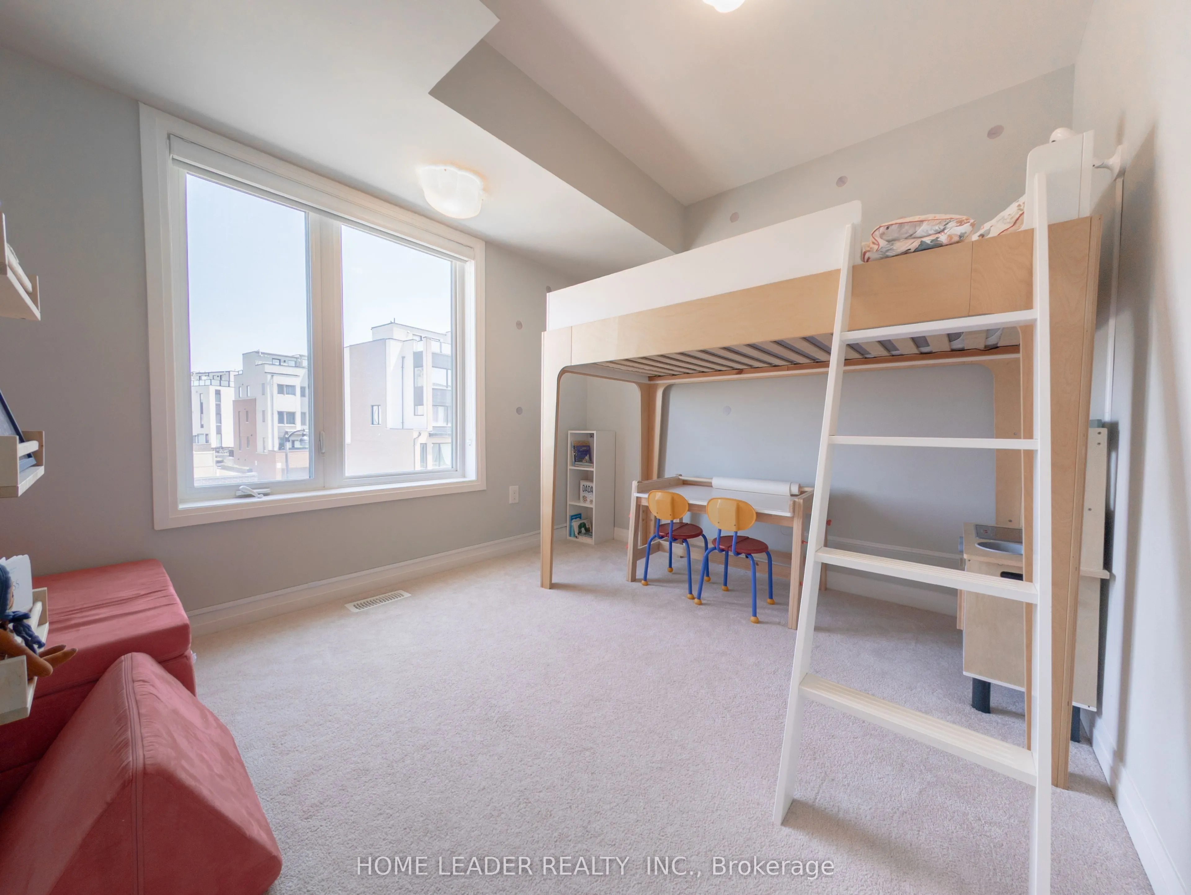 243 Downsview Park Boulevard S