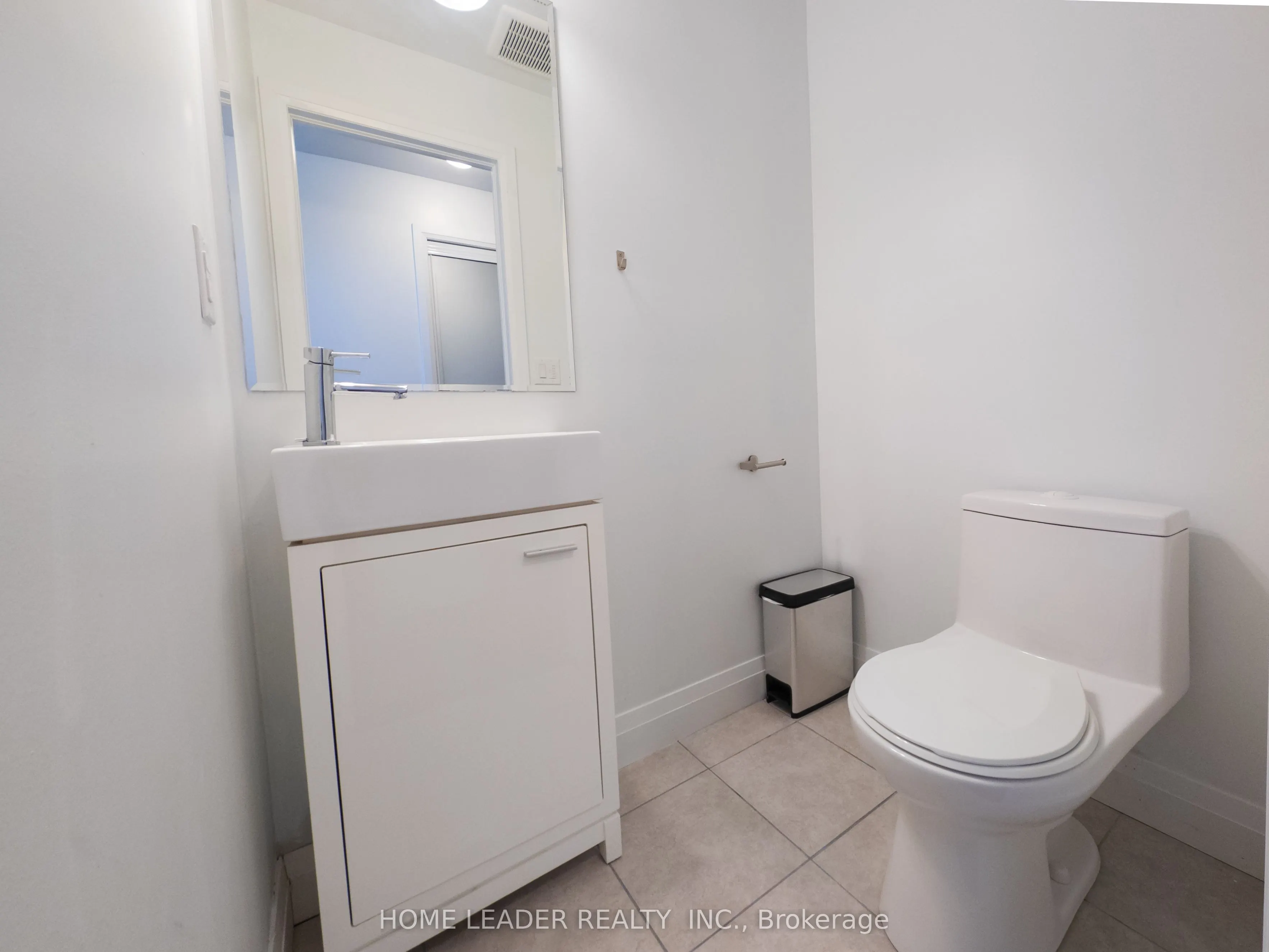 243 Downsview Park Boulevard S