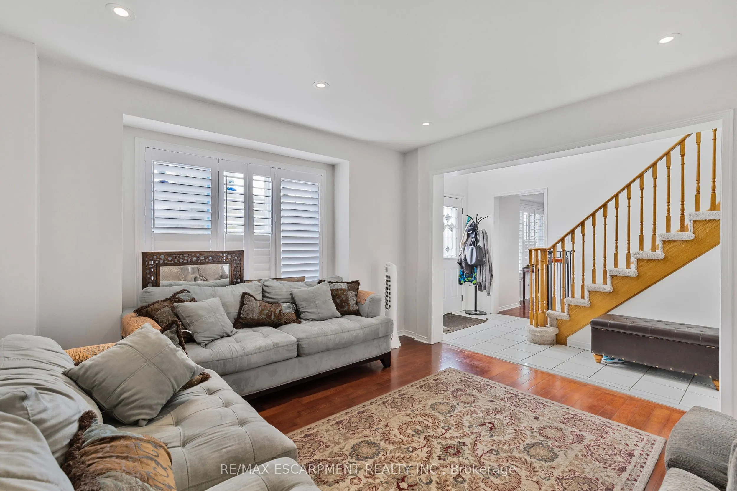 1060 Foxglove Place