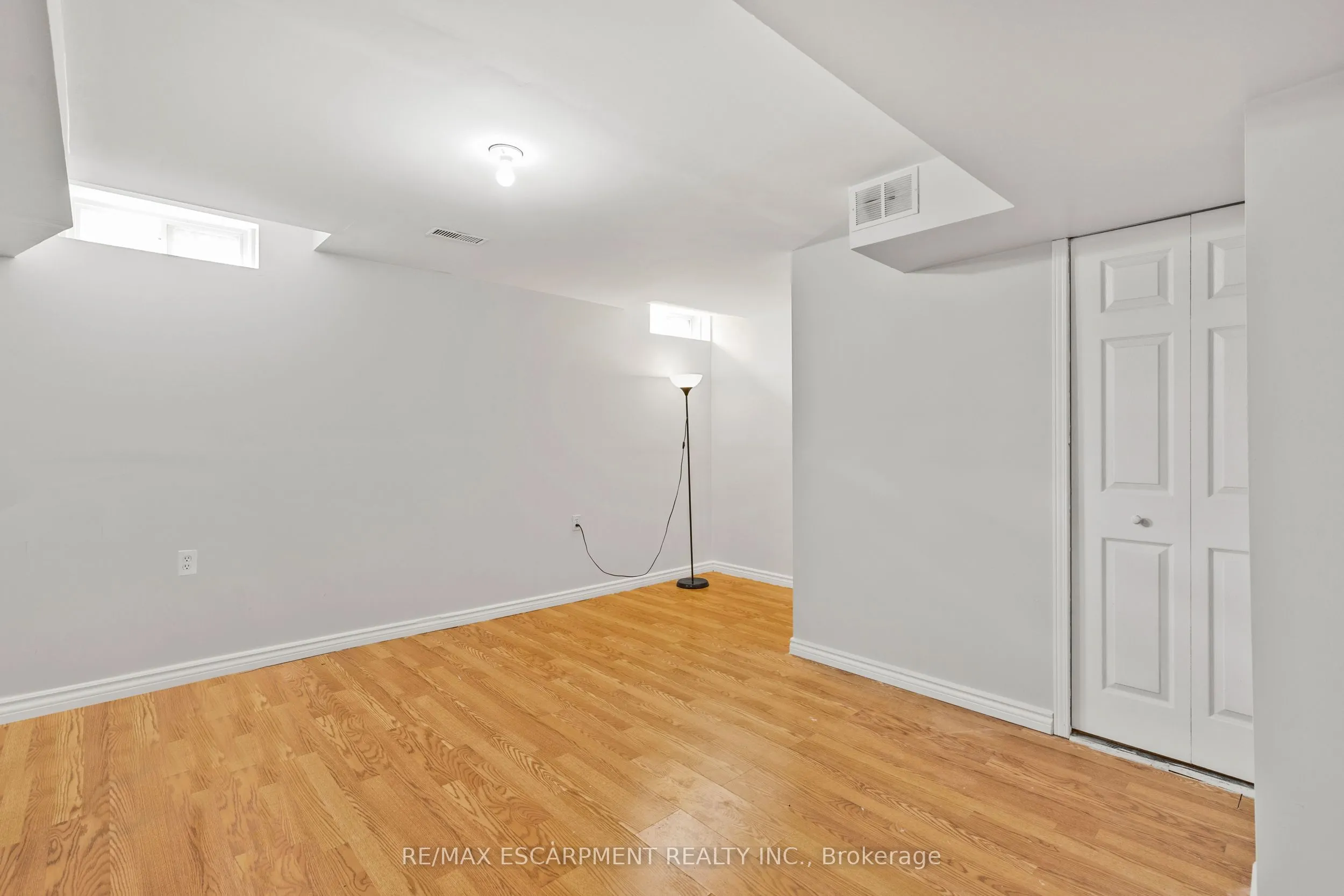 1060 Foxglove Place