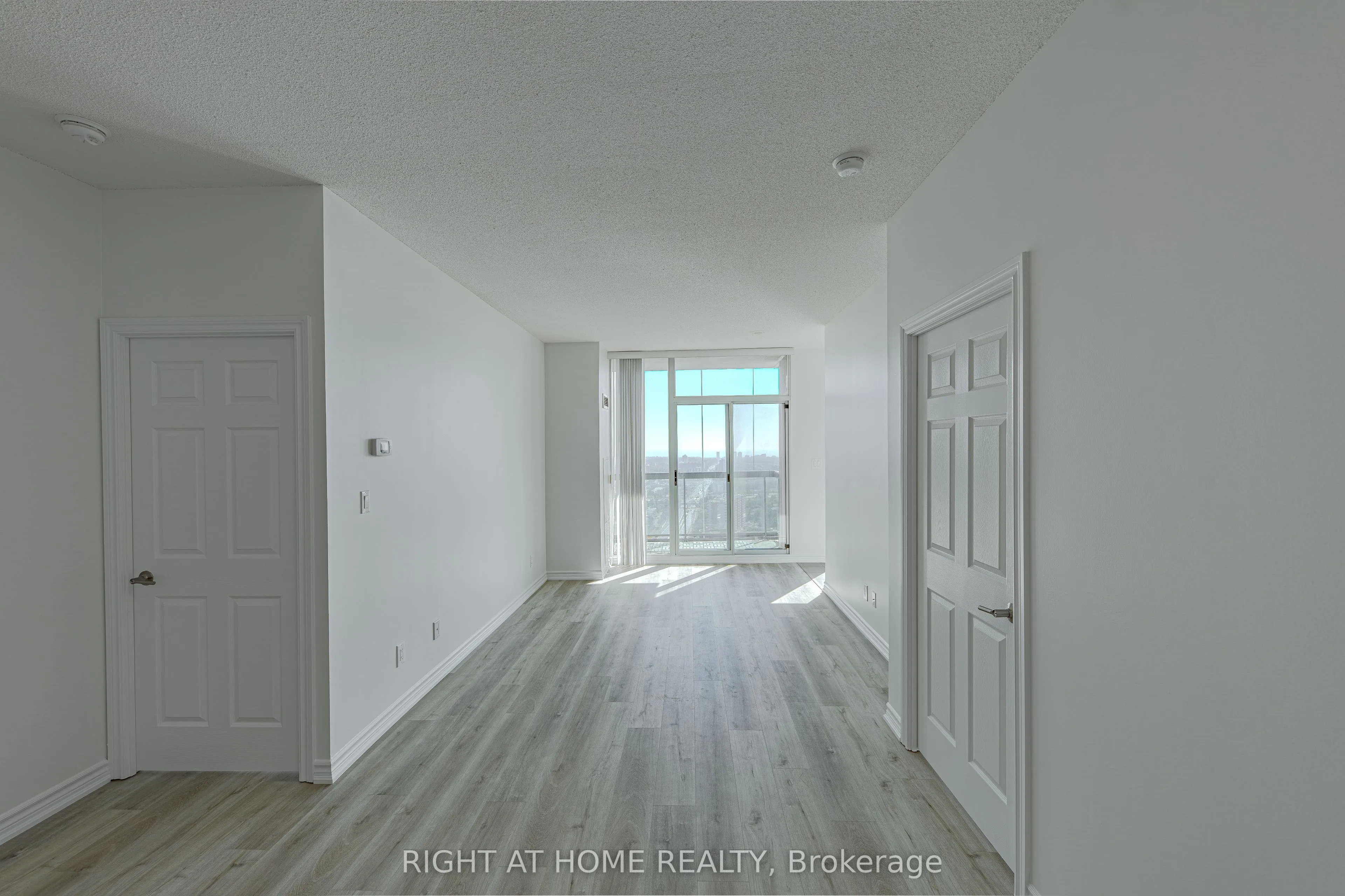 3504 Hurontario Street, #3503