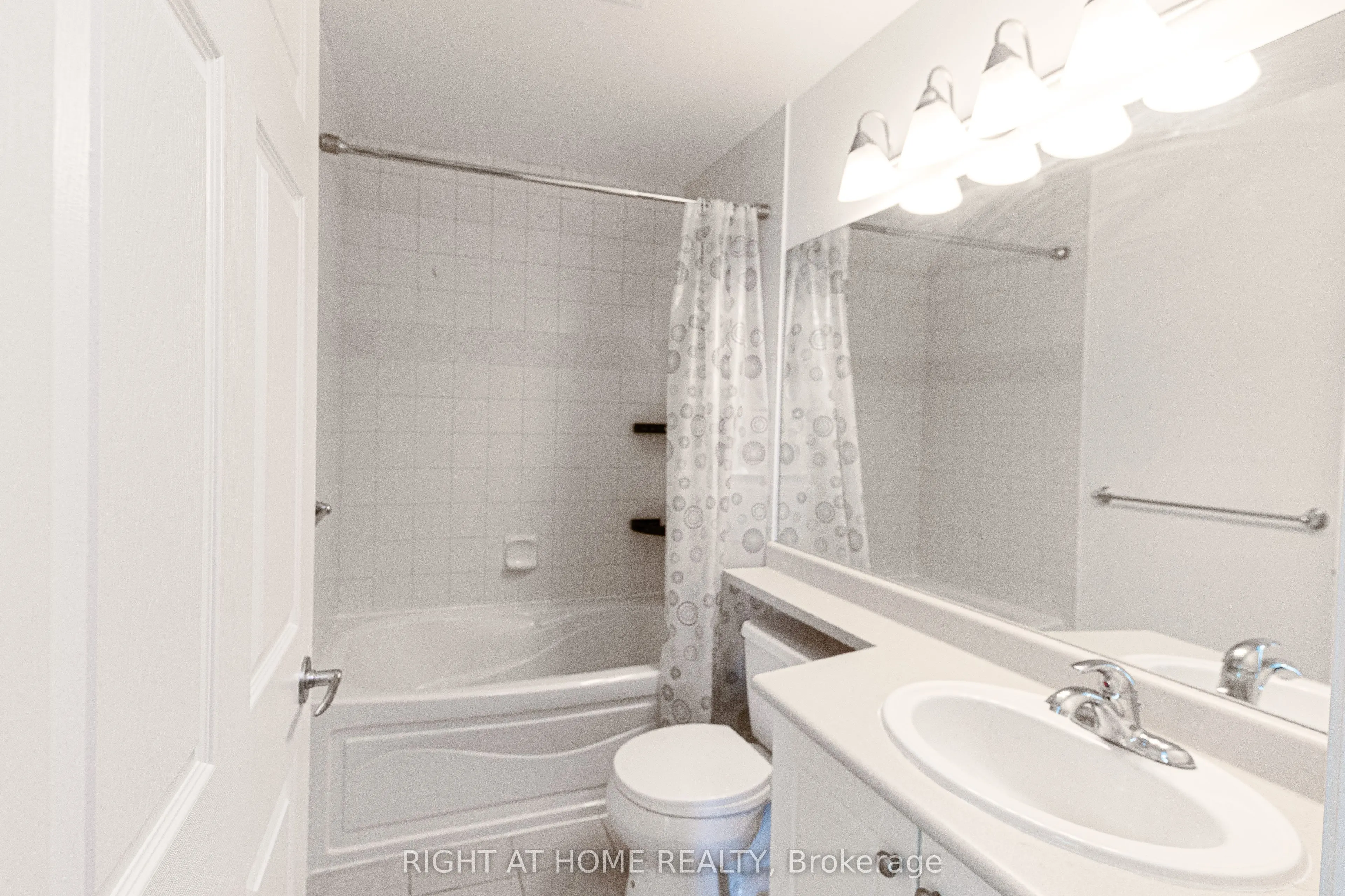 3504 Hurontario Street, #3503