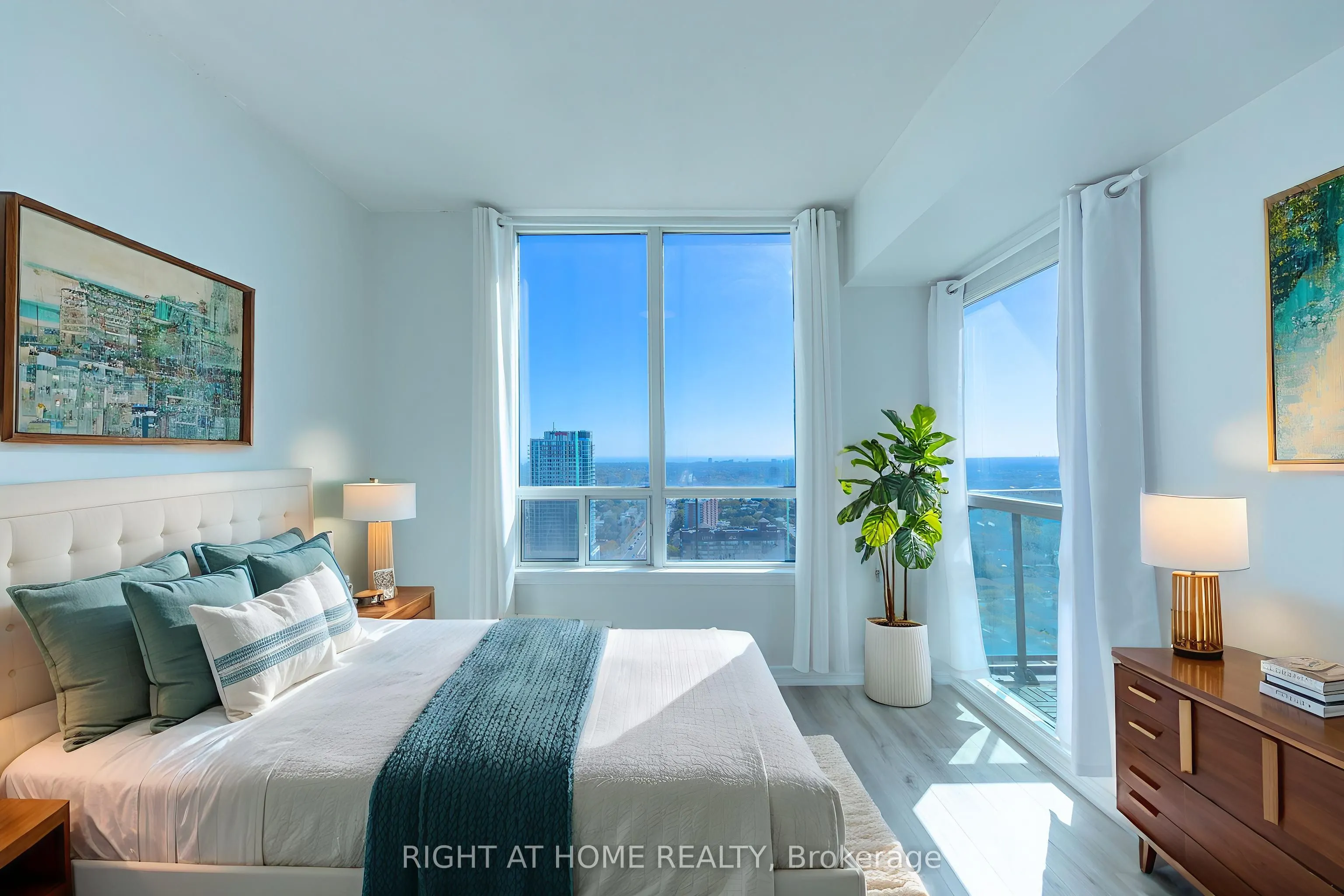 3504 Hurontario Street, #3503