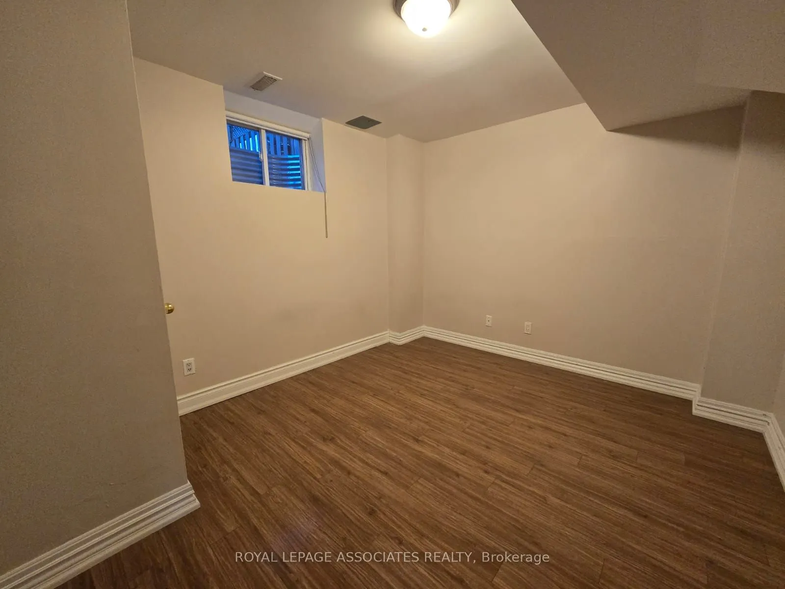 72 Starhill Crescent