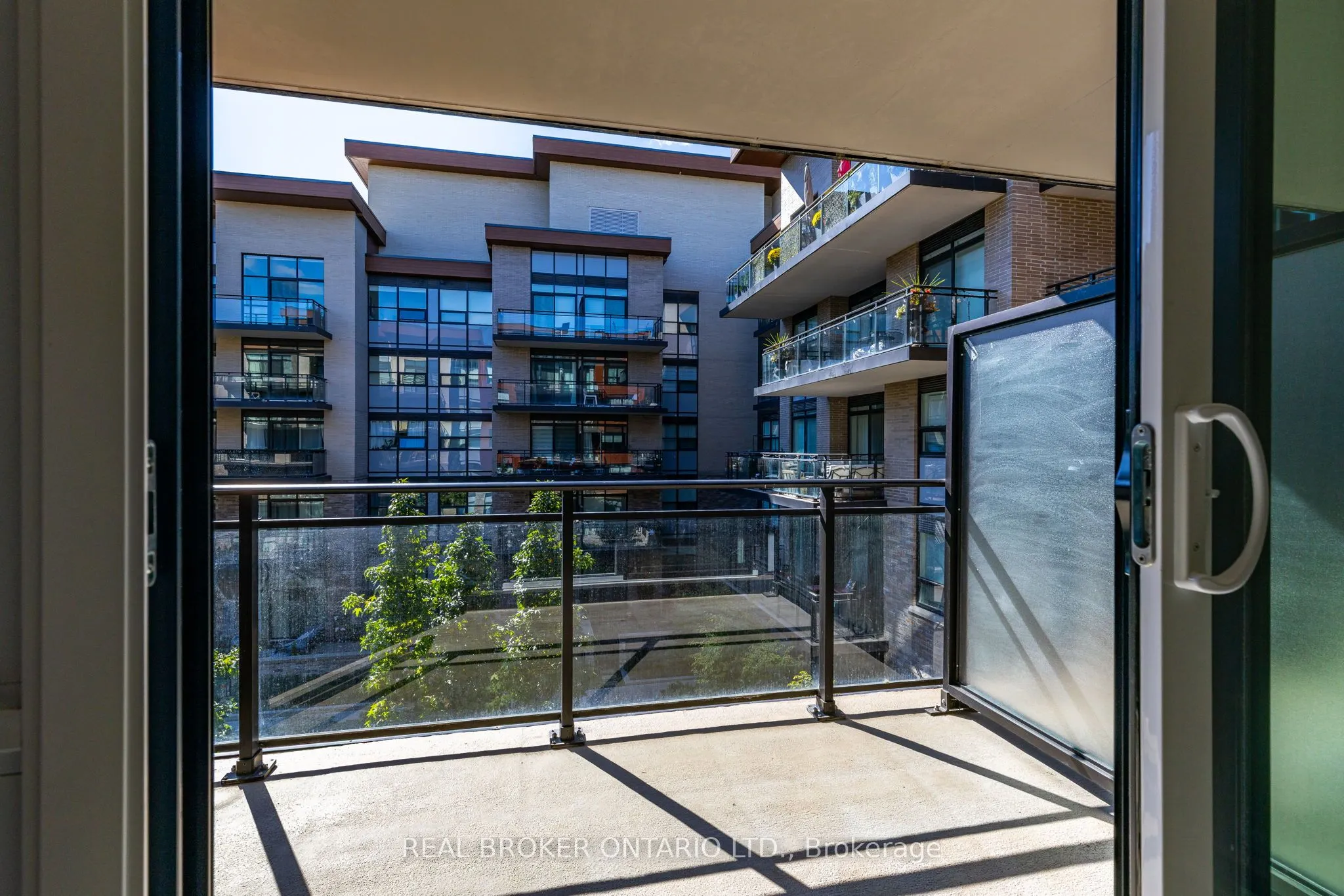 1575 Lakeshore Road W, #236