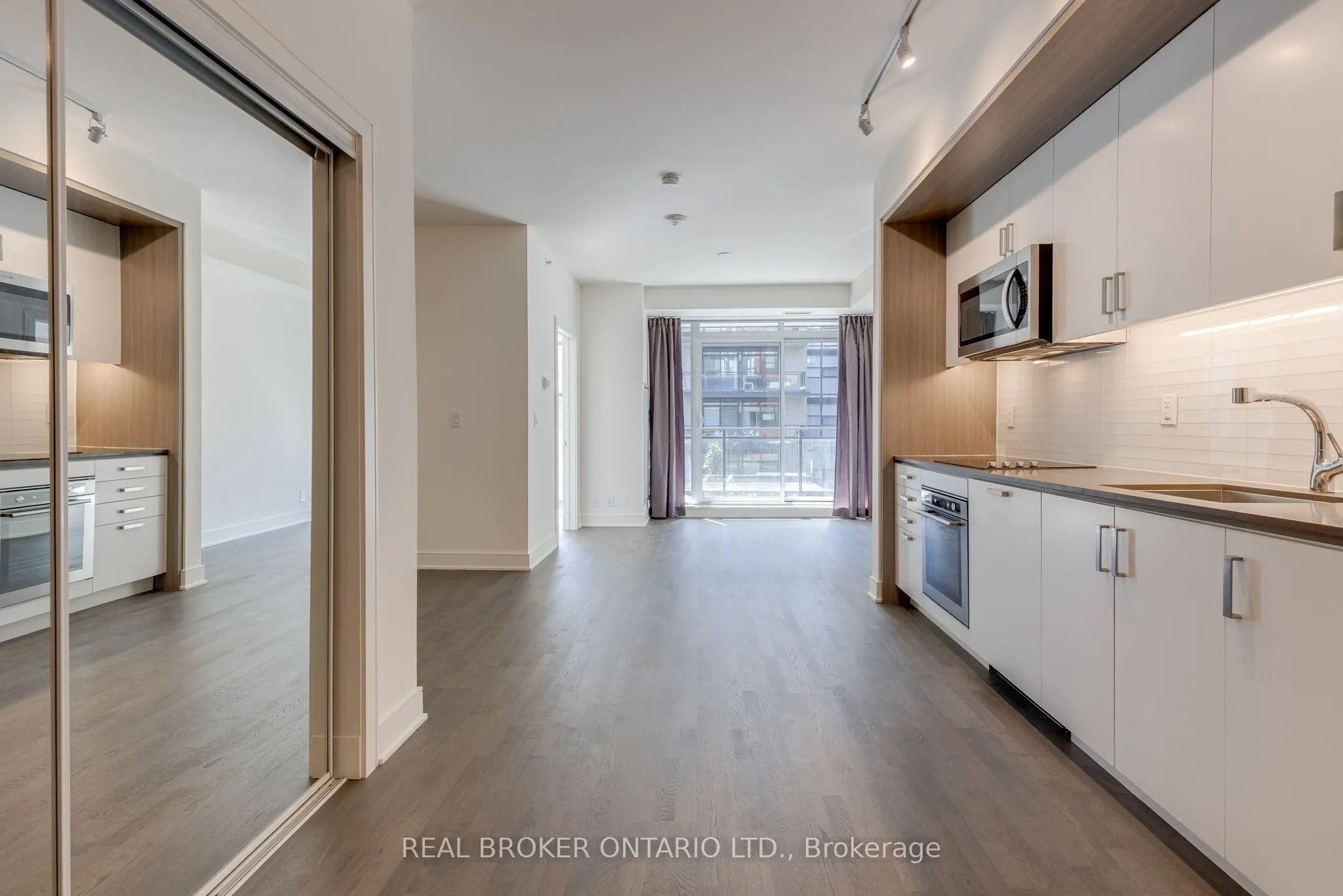 1575 Lakeshore Road W, #236