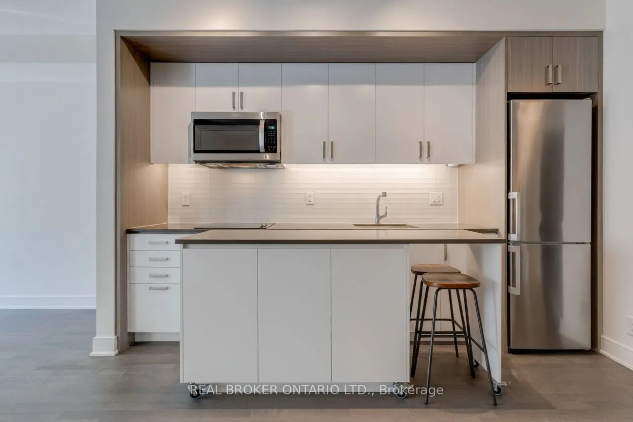 1575 Lakeshore Road W, #236