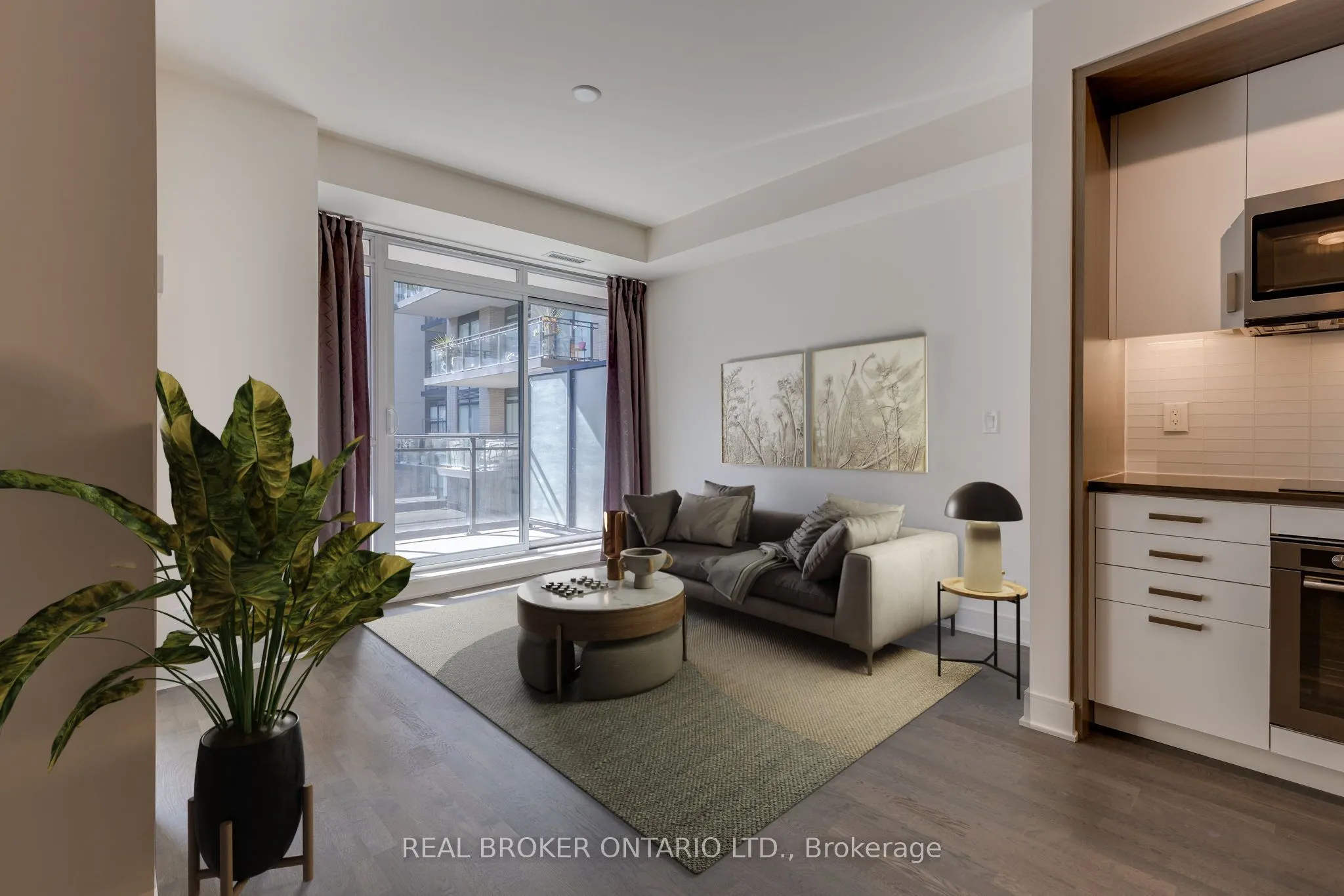1575 Lakeshore Road W, #236