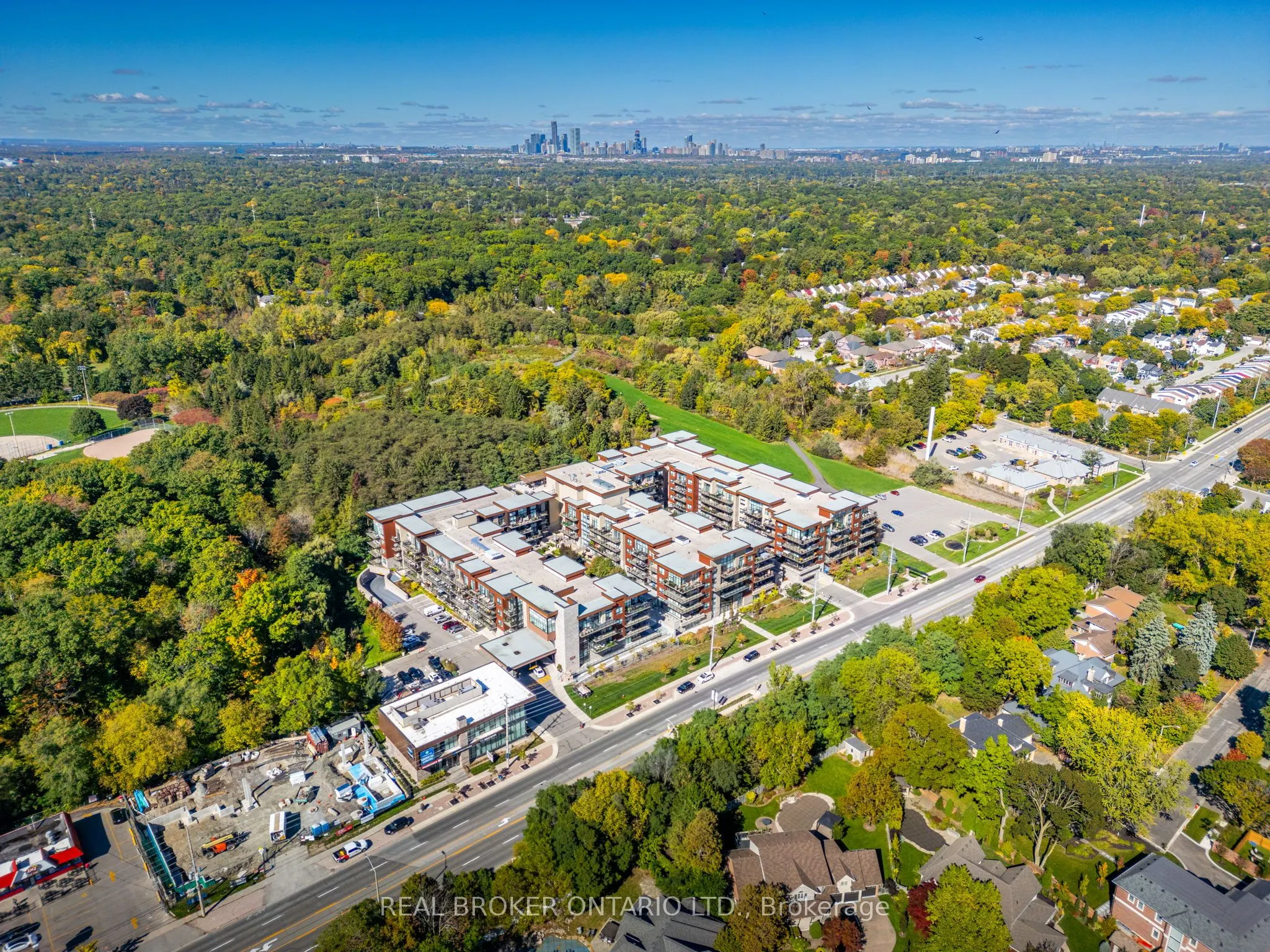 1575 Lakeshore Road W, #236