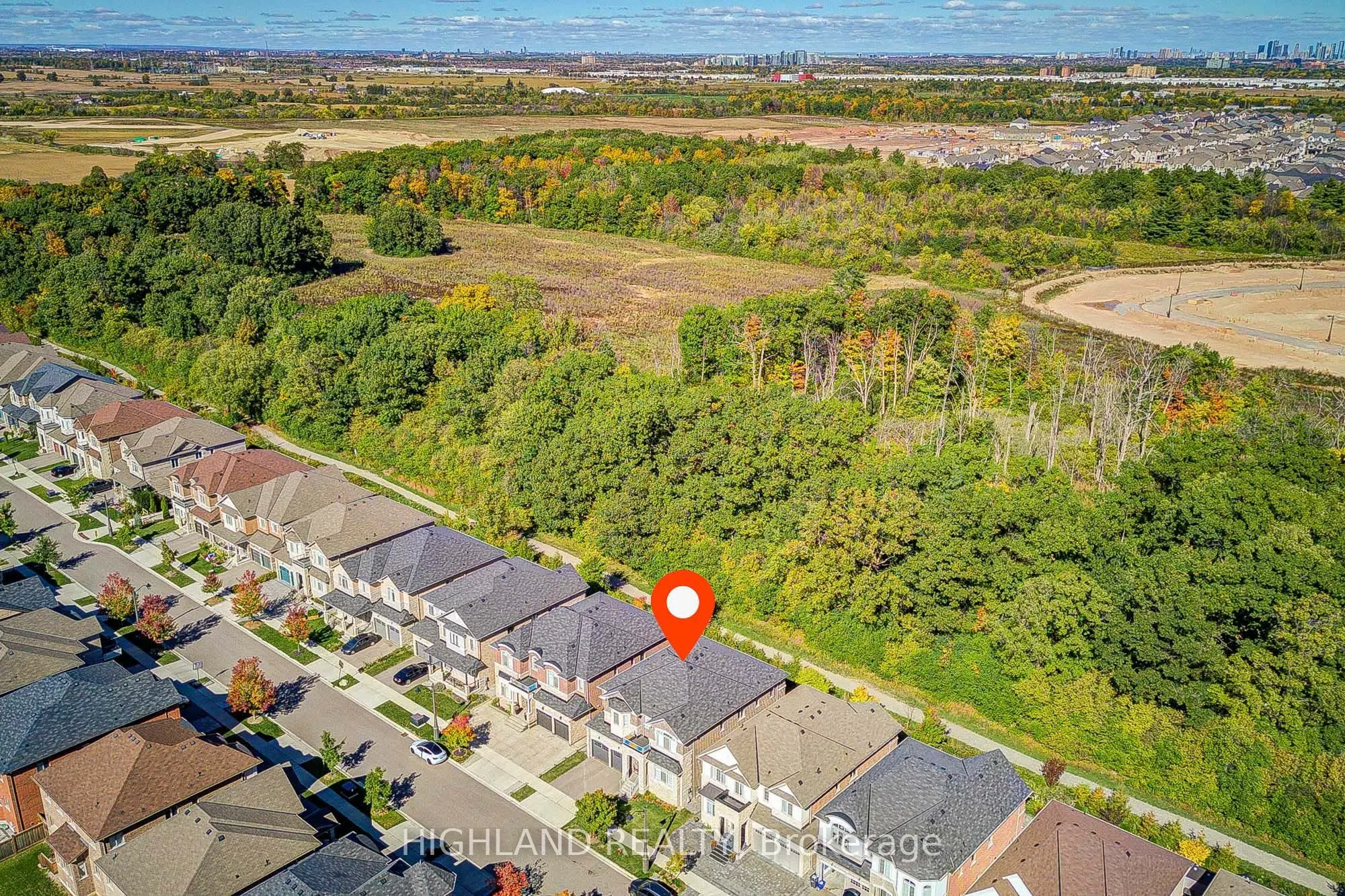 3185 Meadow Marsh Crescent
