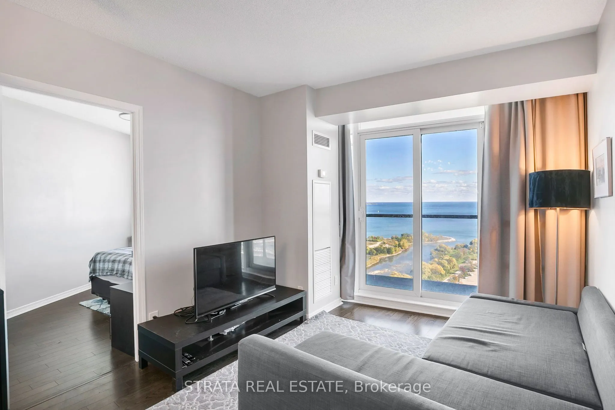 2240 Lake Shore Boulevard W, #2807