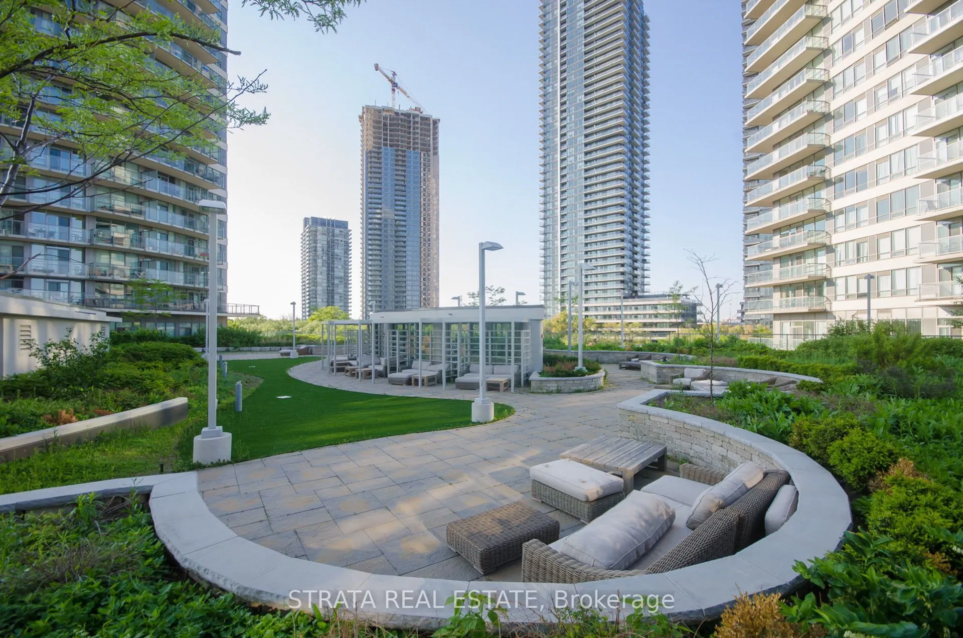 2240 Lake Shore Boulevard W, #2807
