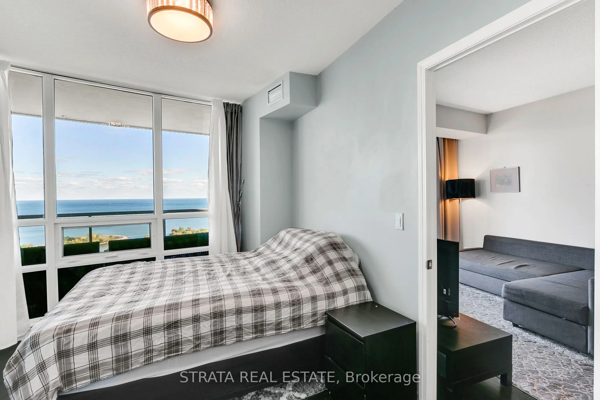 2240 Lake Shore Boulevard W, #2807