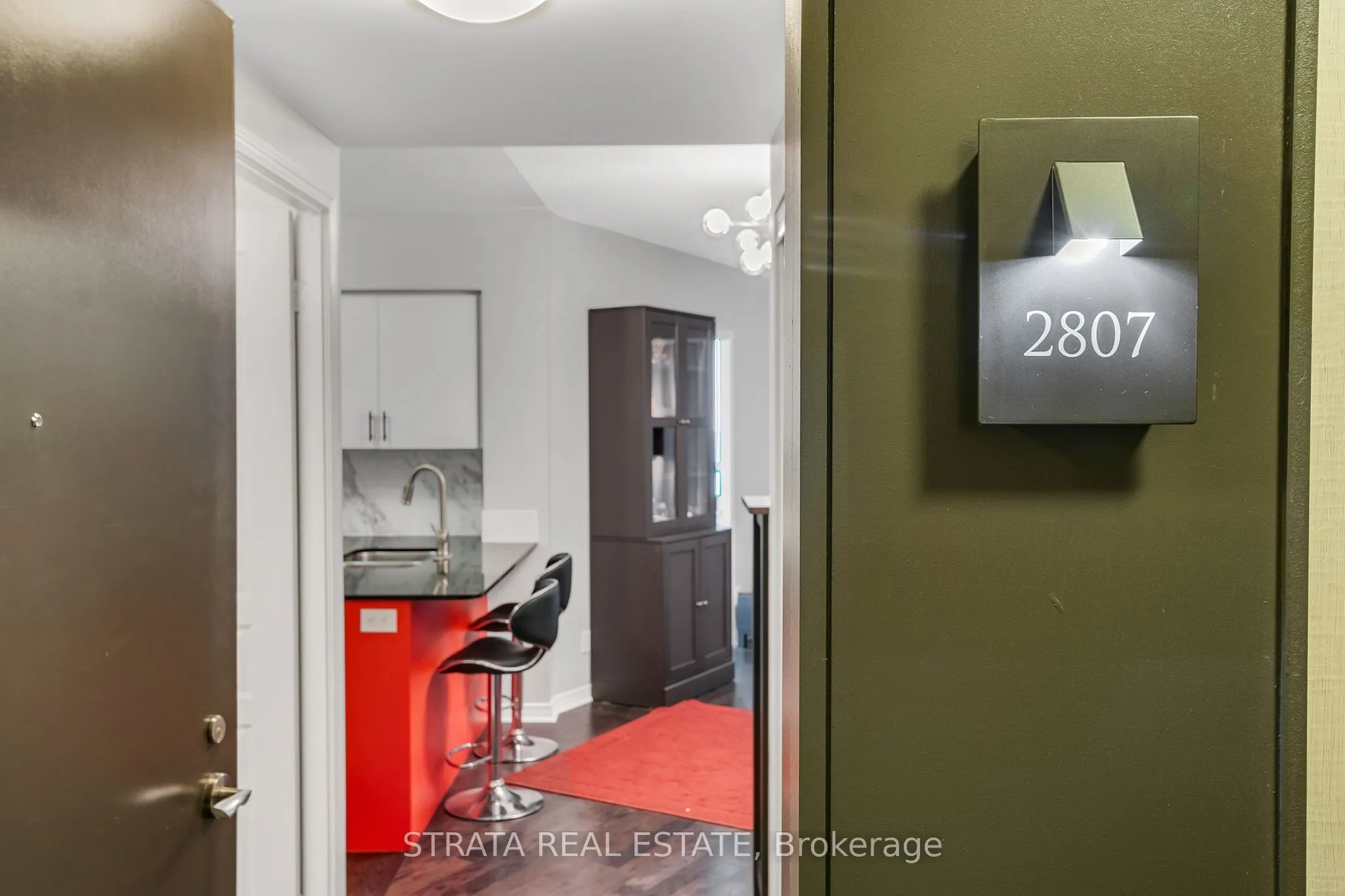 2240 Lake Shore Boulevard W, #2807