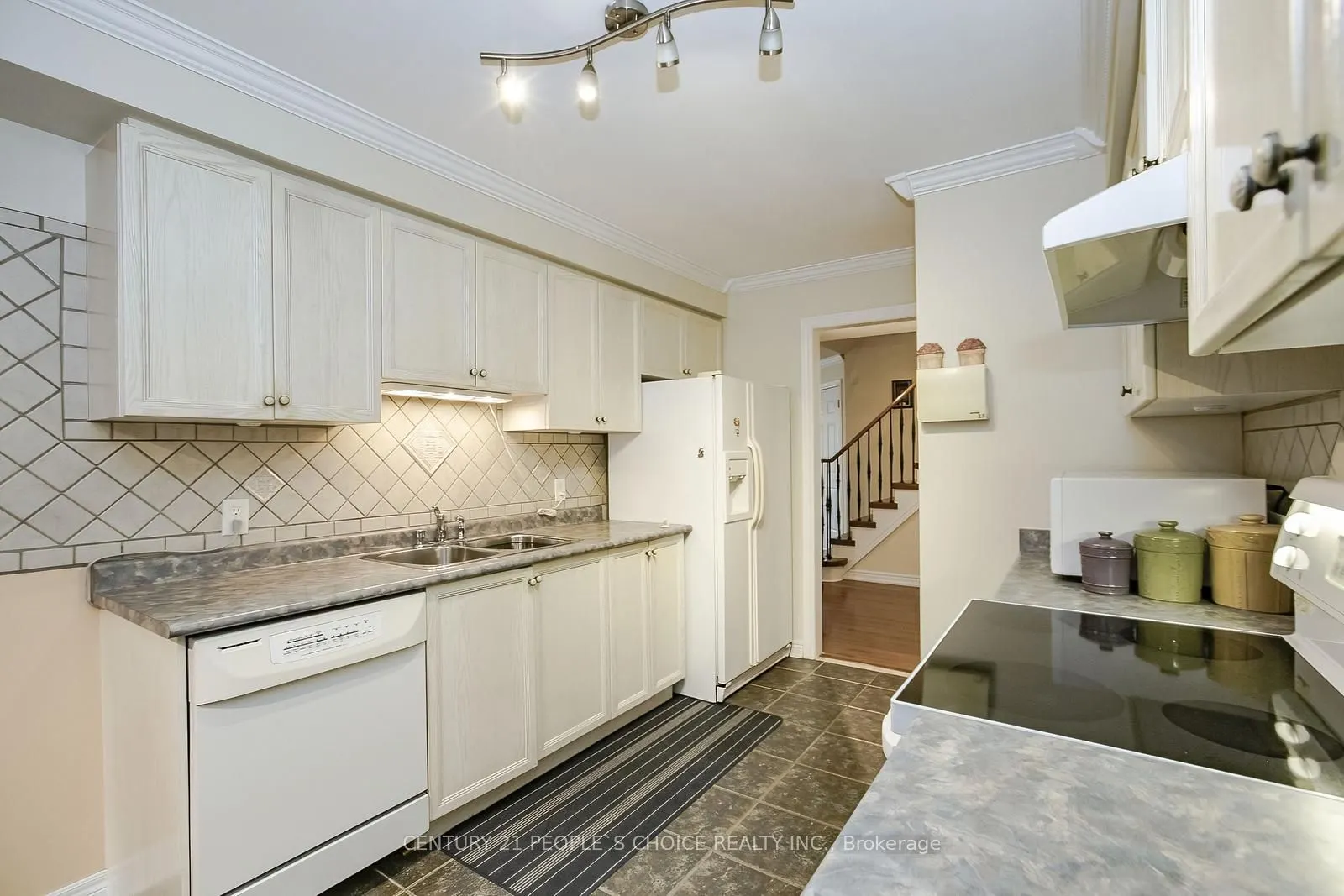 1 LAKE LOUISE Drive
