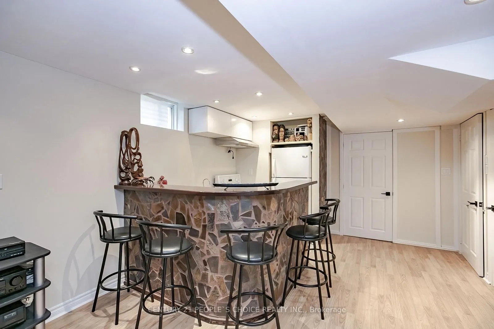 1 LAKE LOUISE Drive
