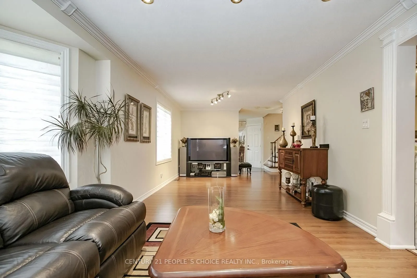 1 LAKE LOUISE Drive