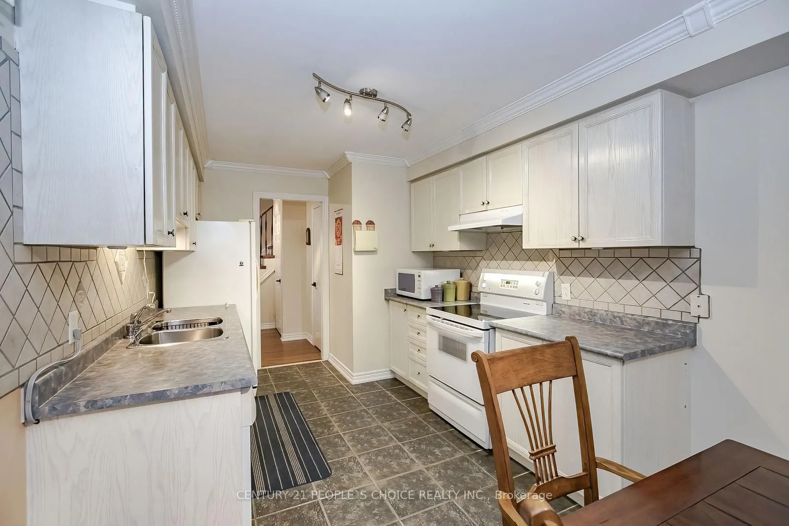 1 LAKE LOUISE Drive