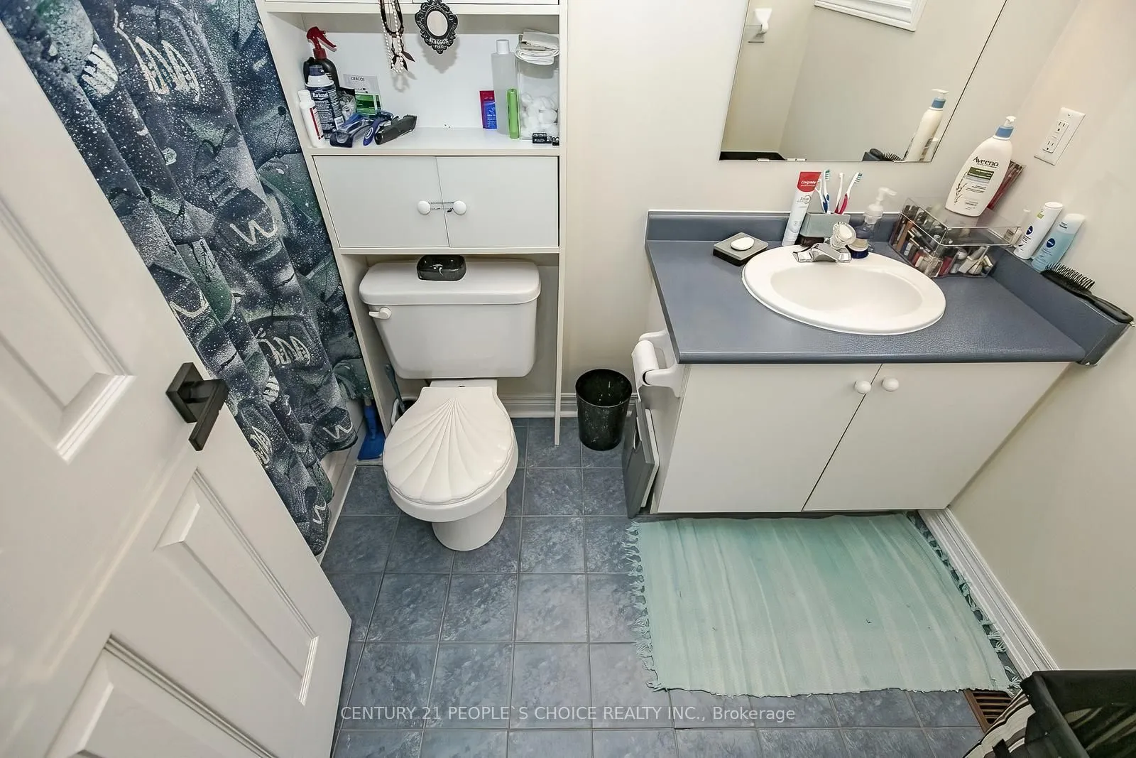 1 LAKE LOUISE Drive