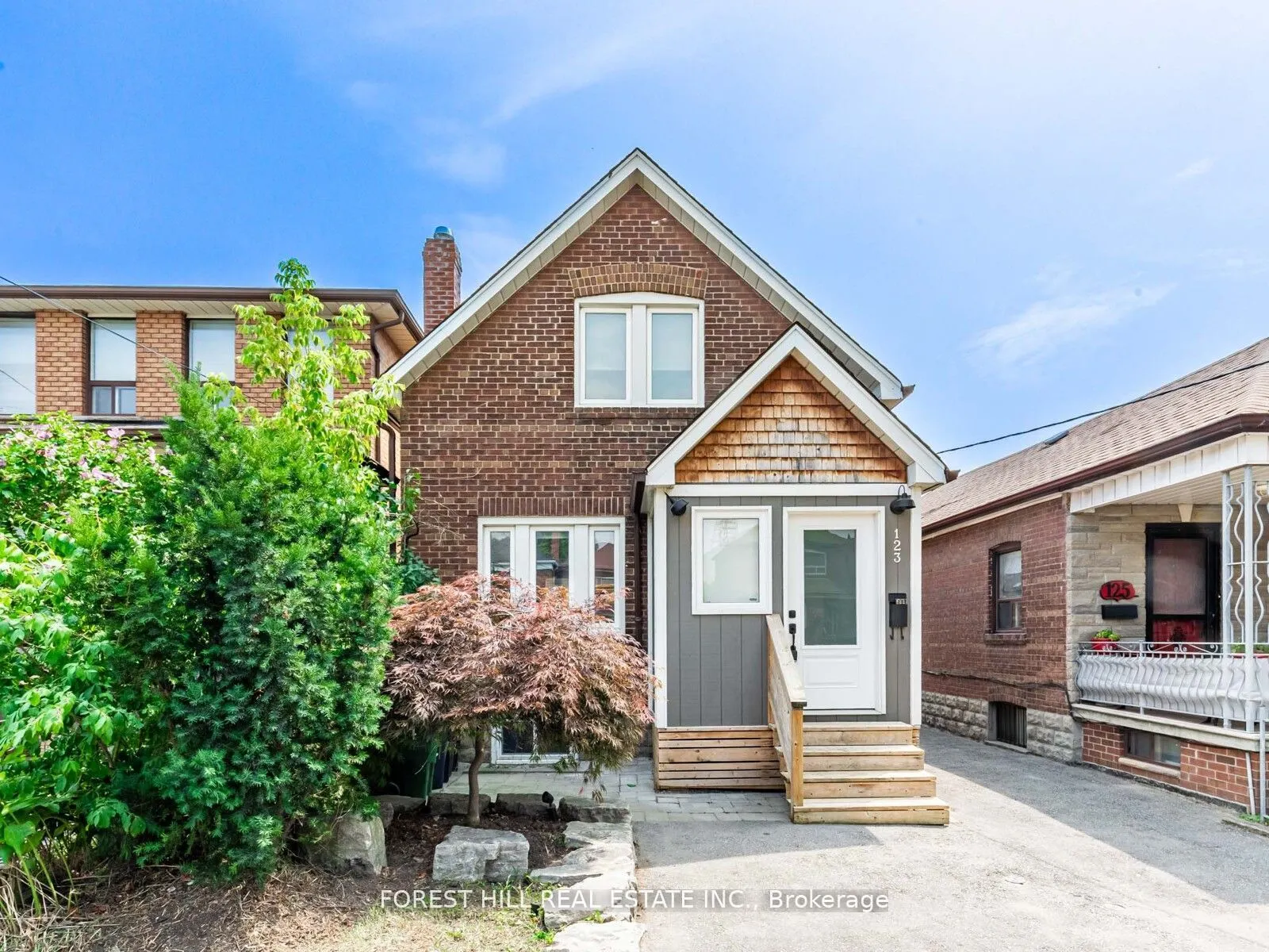 123 Bowie Avenue